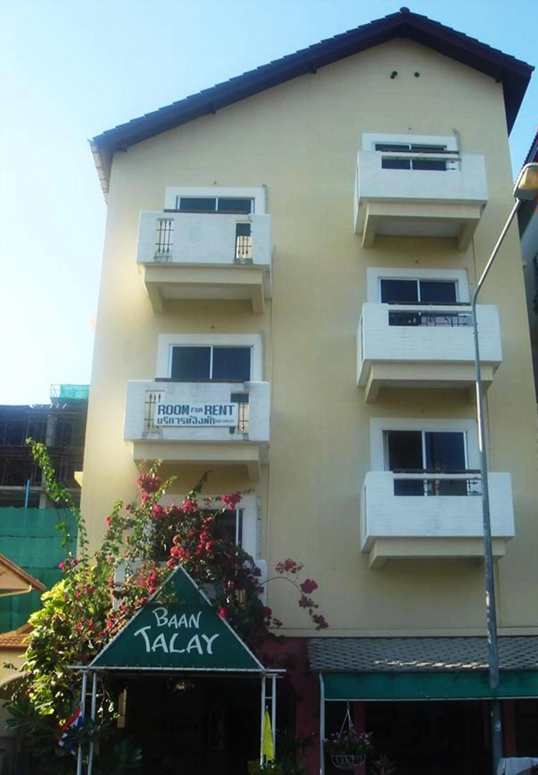 Property building in Baan Talay