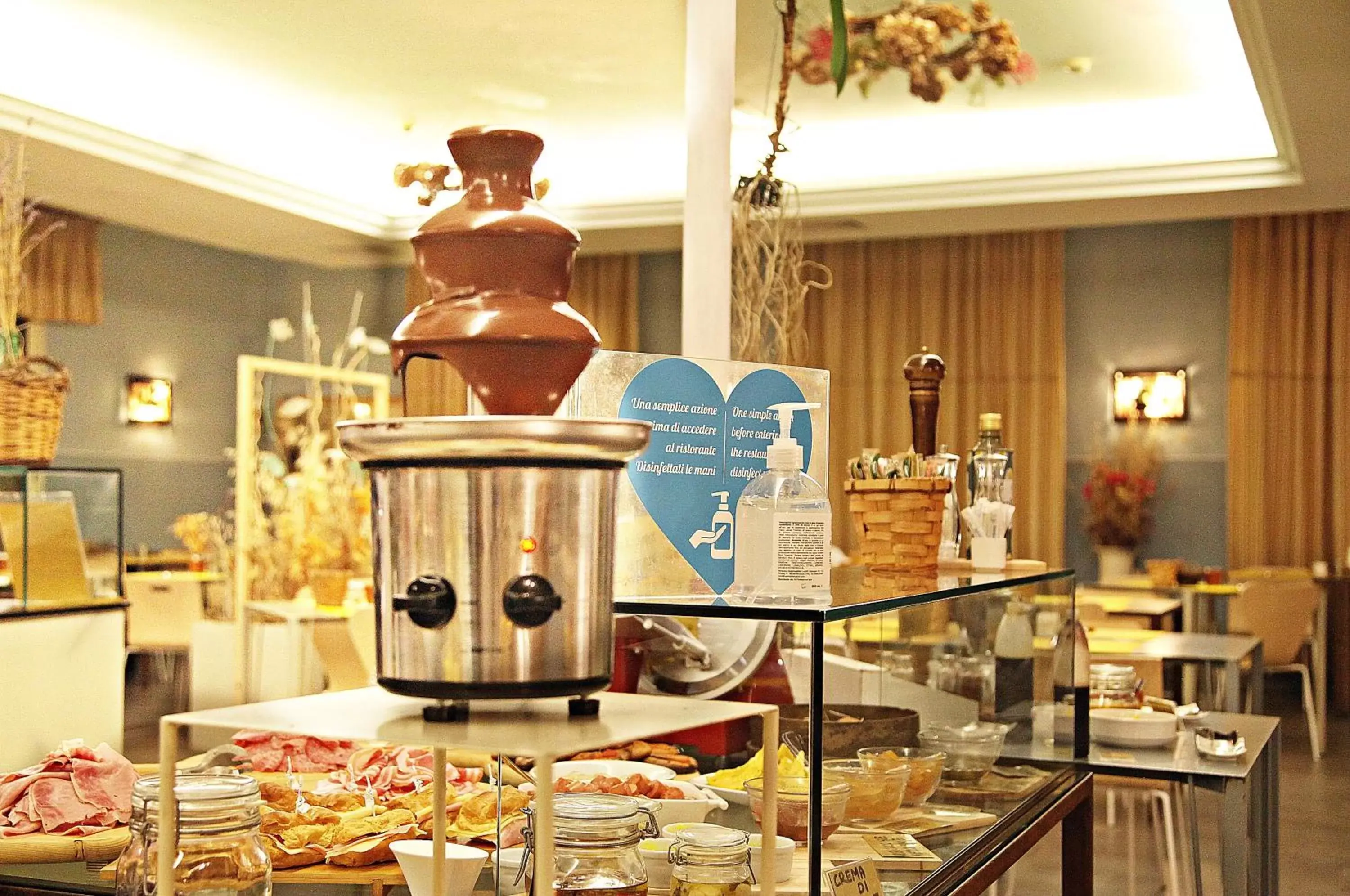 Continental breakfast, Restaurant/Places to Eat in Hotel Corallo Rimini