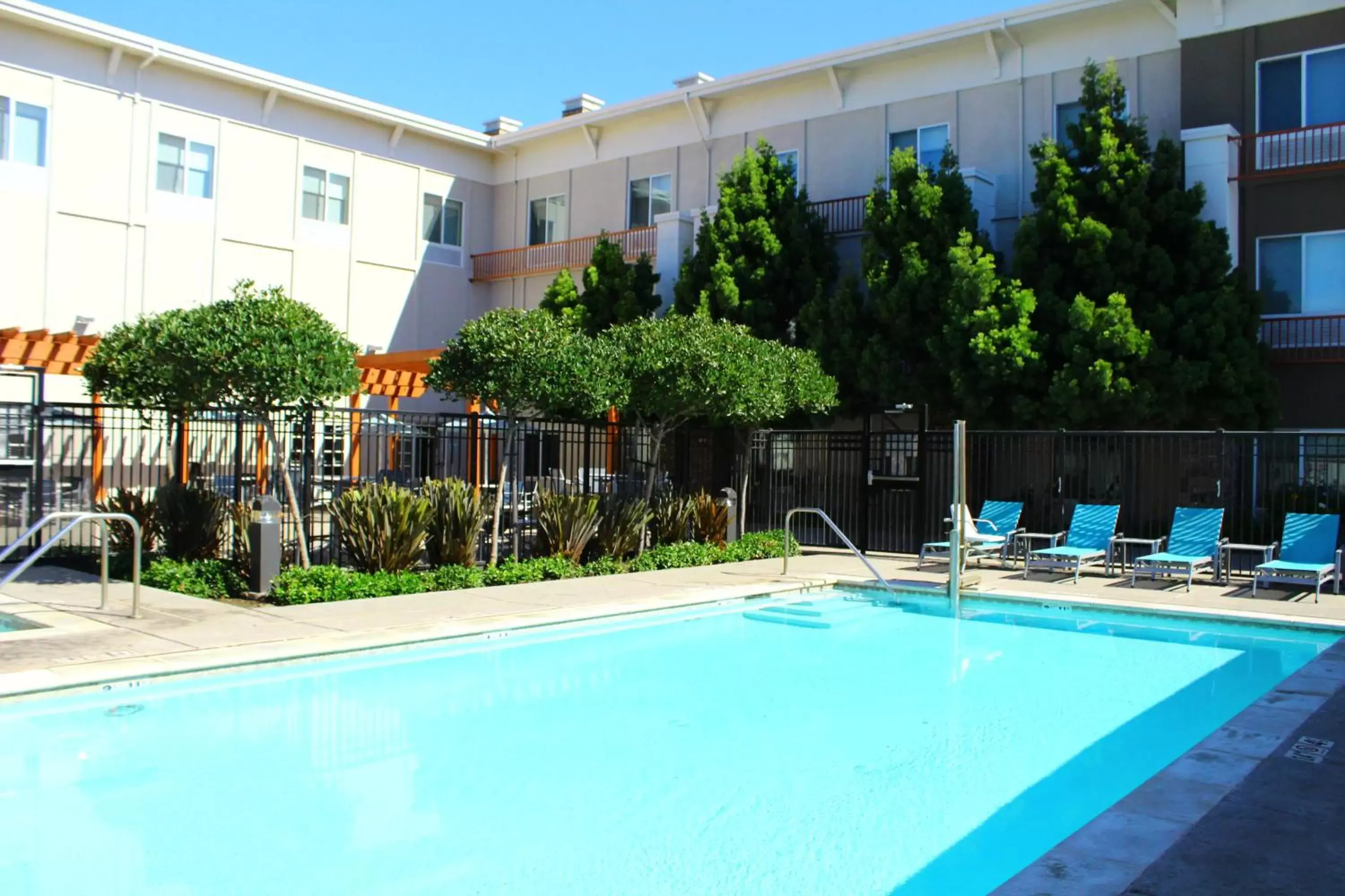 Swimming Pool in Holiday Inn Express Hotel & Suites Napa Valley-American Canyon, an IHG Hotel