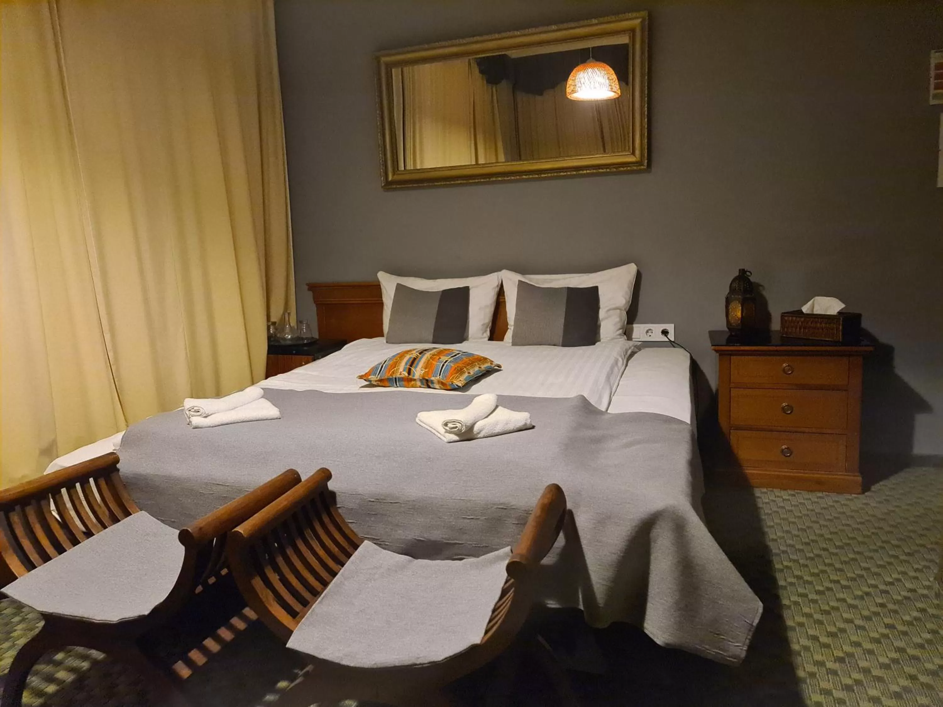 Photo of the whole room, Bed in Petra Hotel