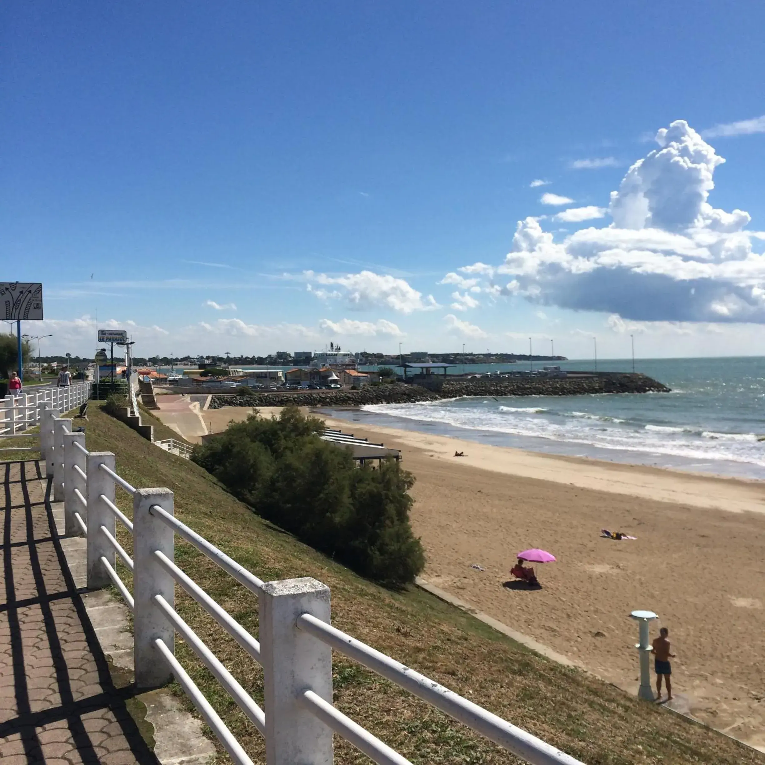 Beach in Hôtel Beau Rivage