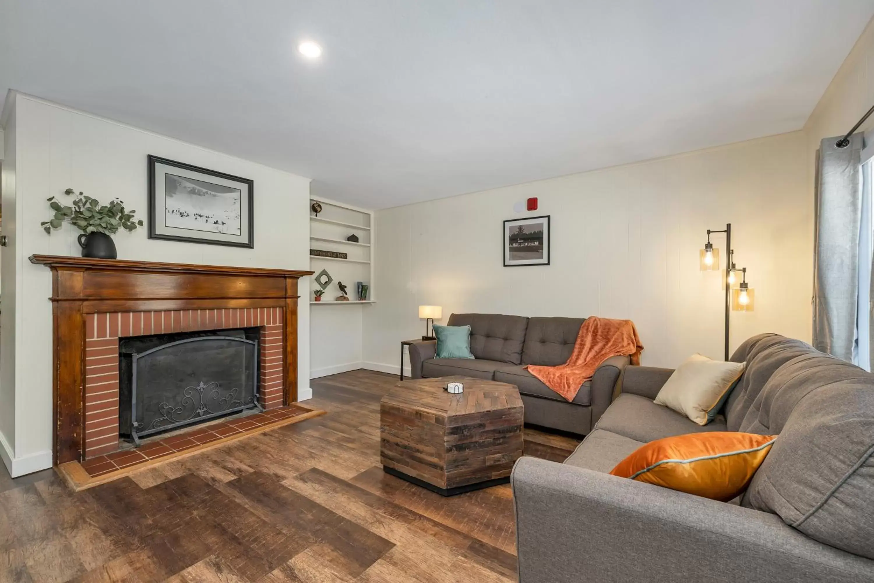 Apartment with Terrace in The Inn & More Apartment with Terrace in The Inn & More