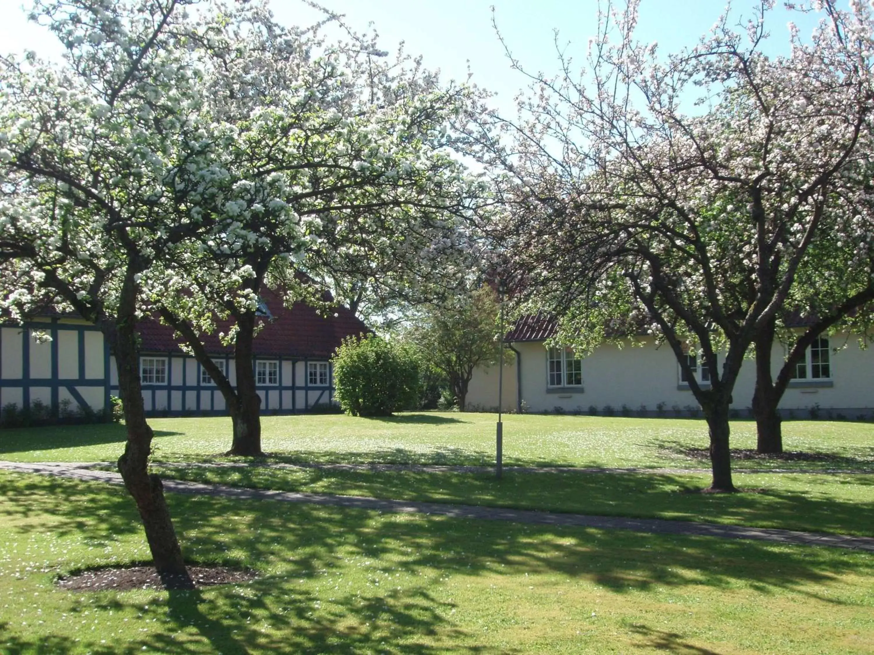 Property building, Garden in Hotel Knudsens Gaard