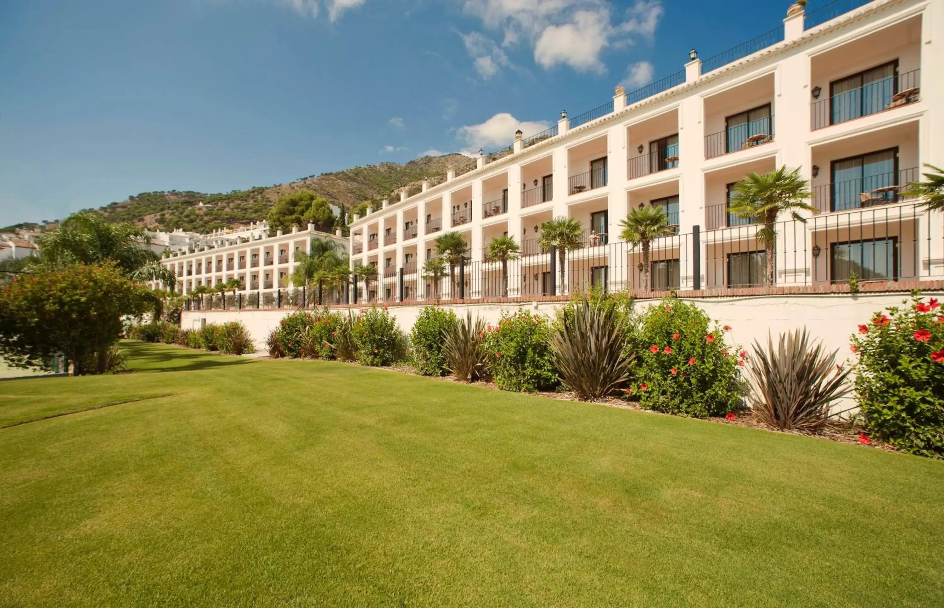 Facade/entrance, Property Building in TRH Mijas