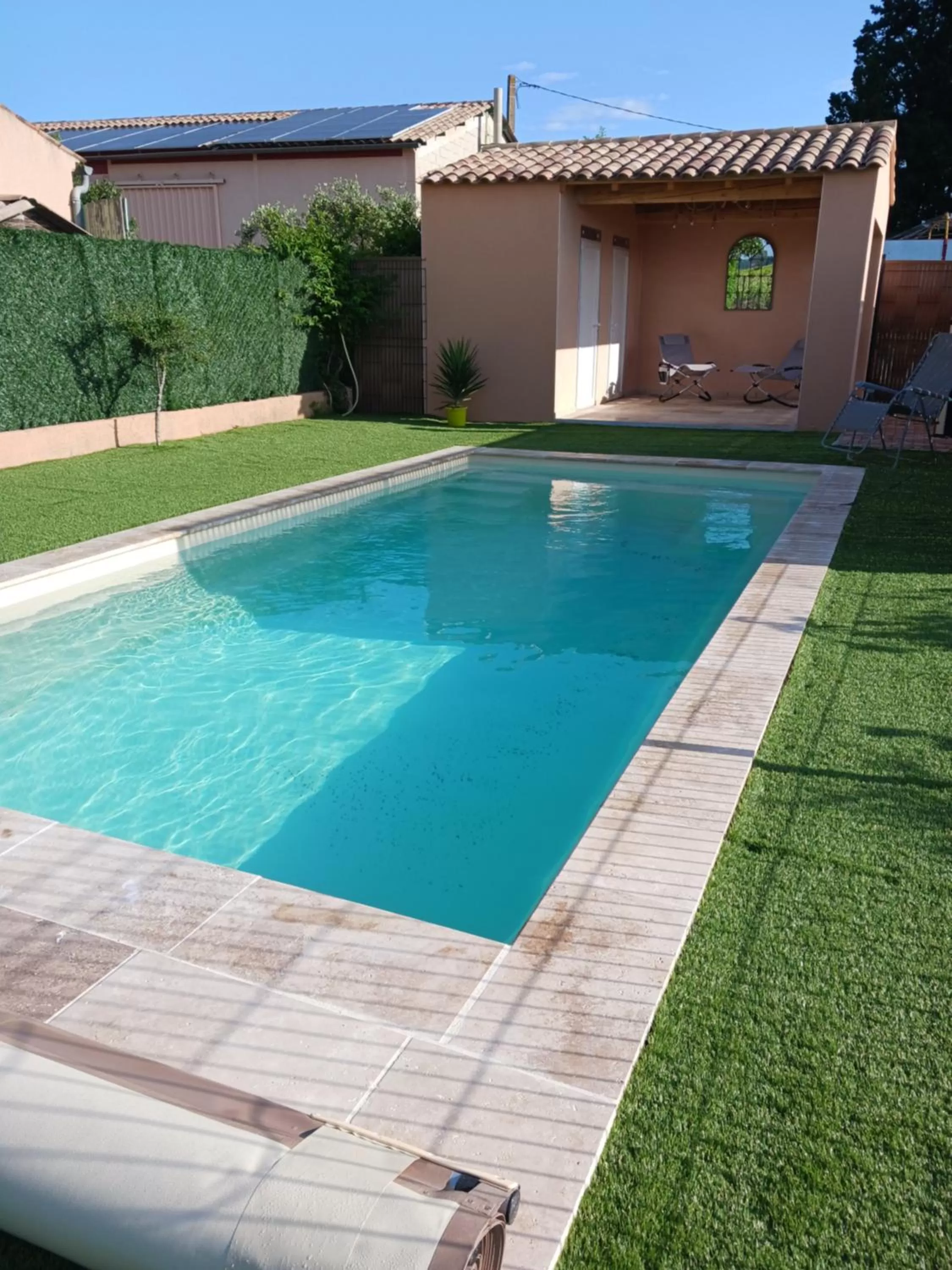 Restaurant/places to eat, Swimming Pool in Vents d'Anges