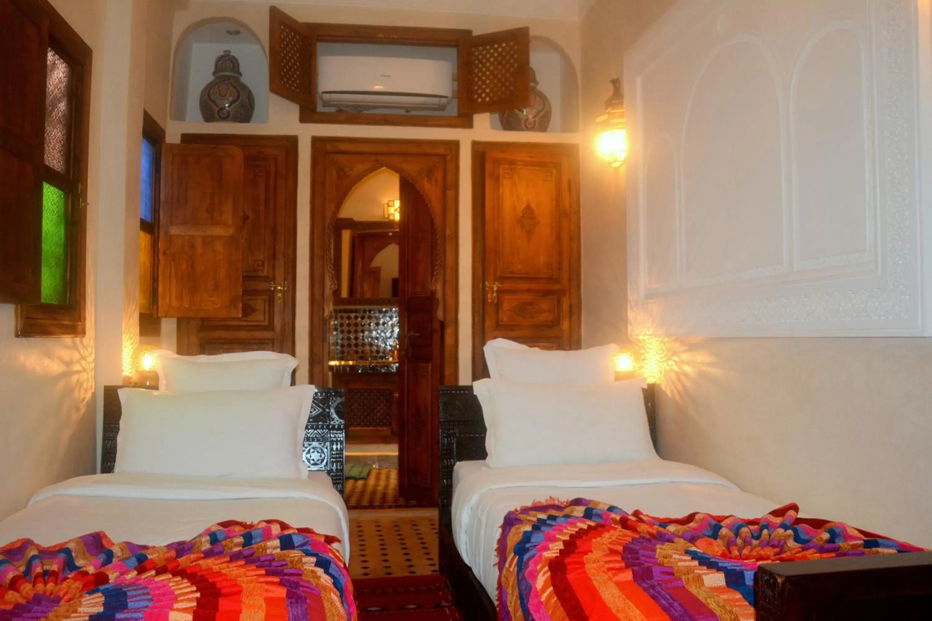 Staff, Bed in Riad Ghali Hotel & SPA