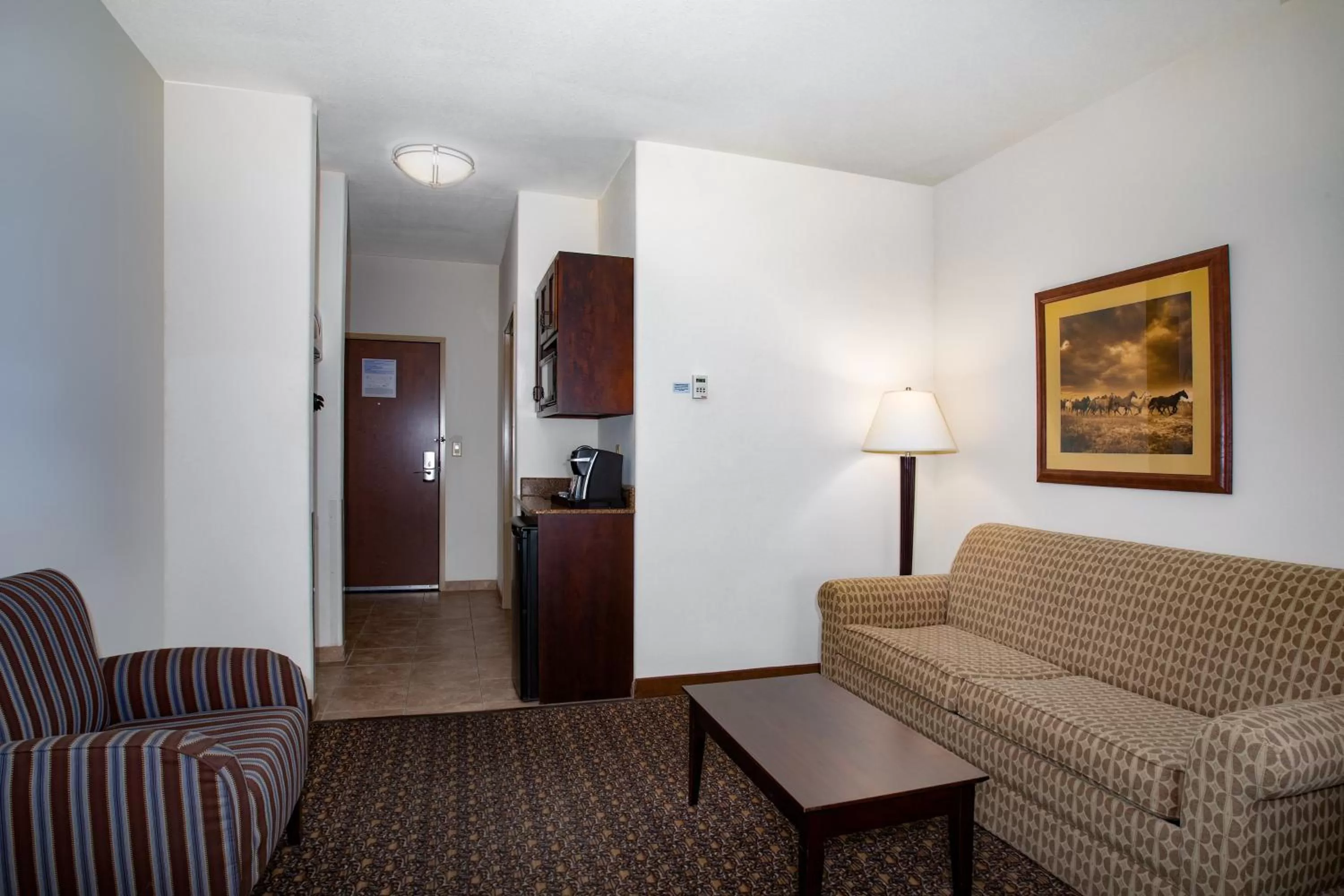 Photo of the whole room in Holiday Inn Express Hotel & Suites Lander by IHG