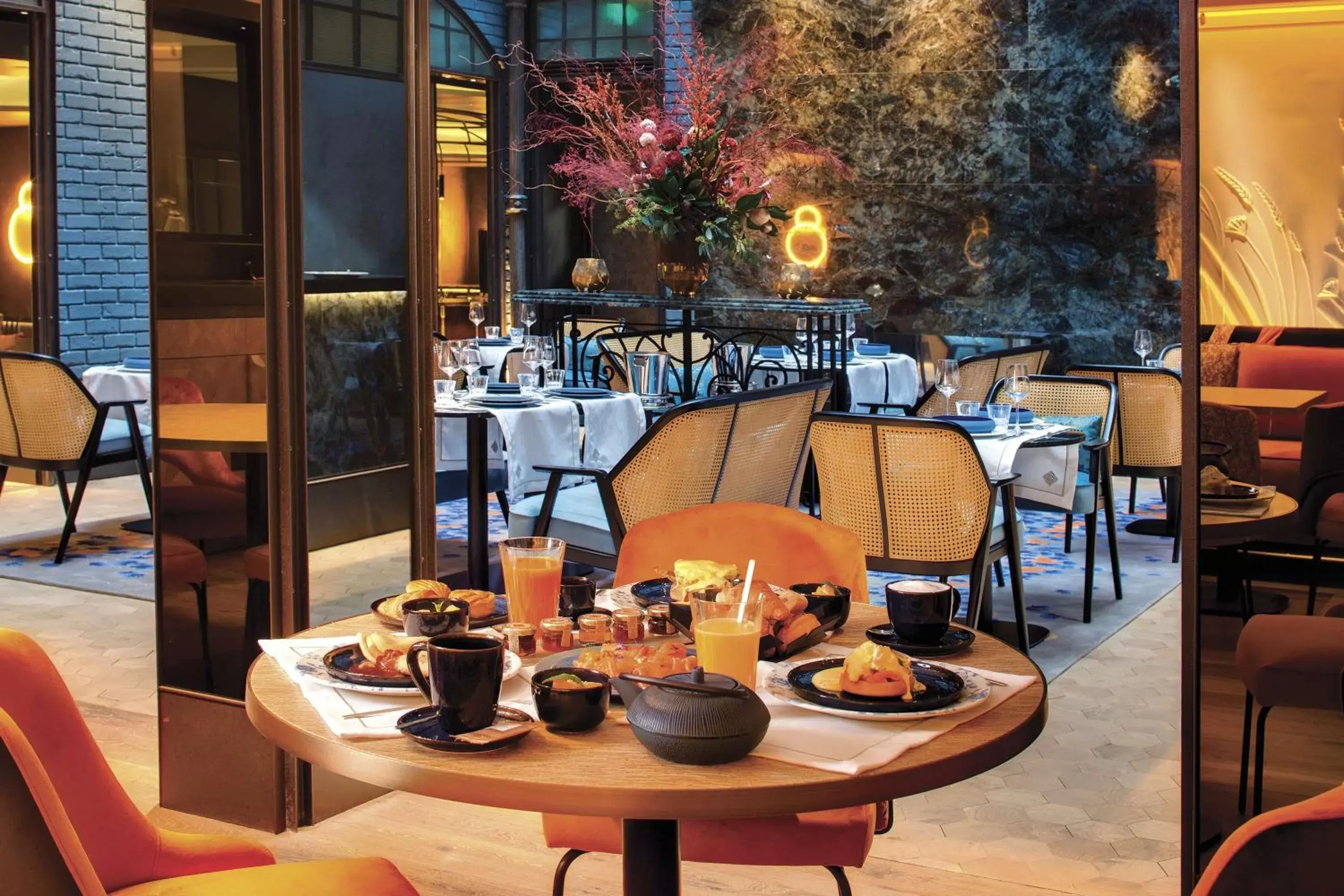 Restaurant/places to eat in La Demeure Montaigne Restaurant/places to eat in La Demeure Montaigne