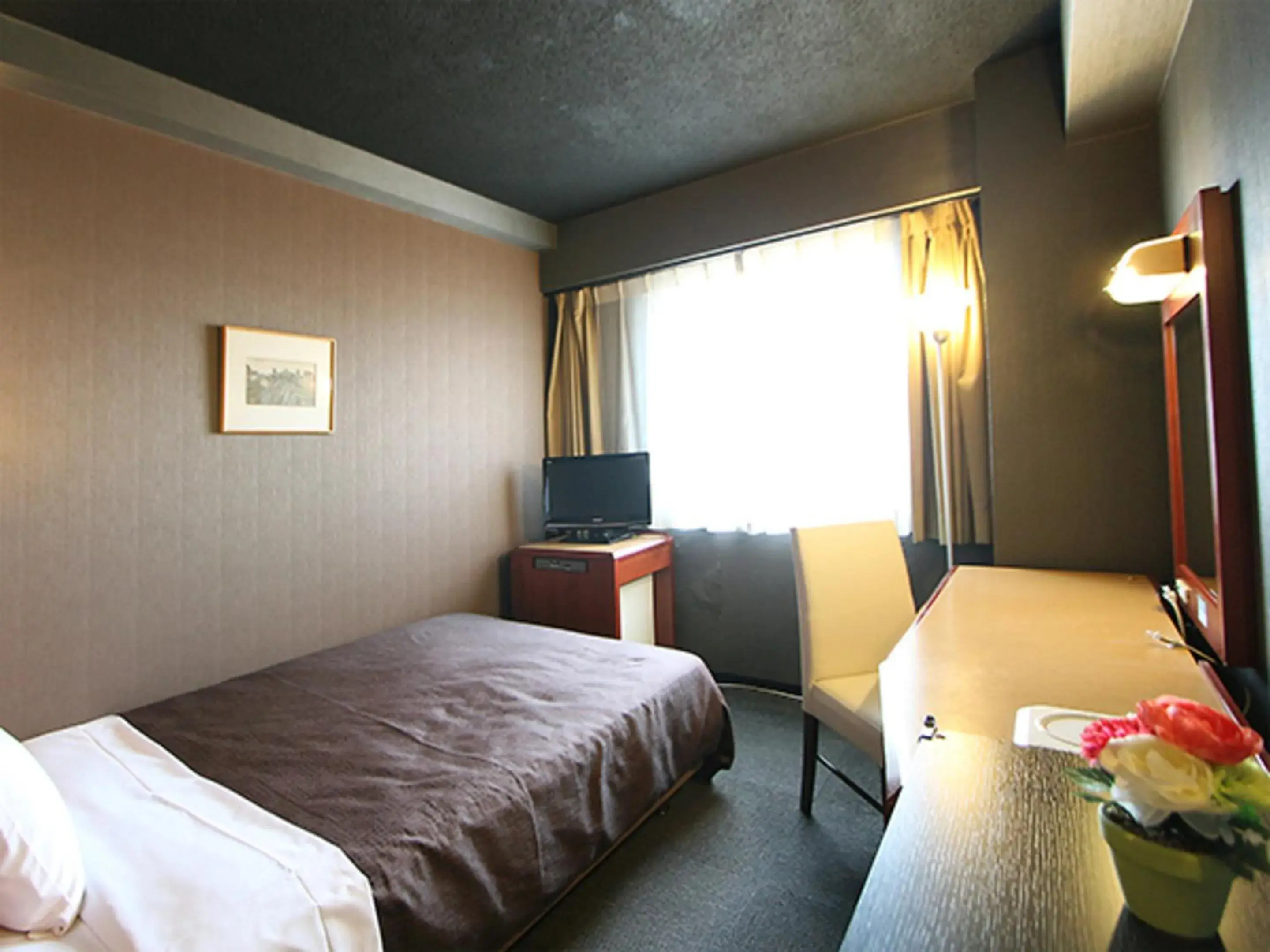 TV and multimedia, Bed in HOTEL LiVEMAX BUDGET Yokohama Tsurumi