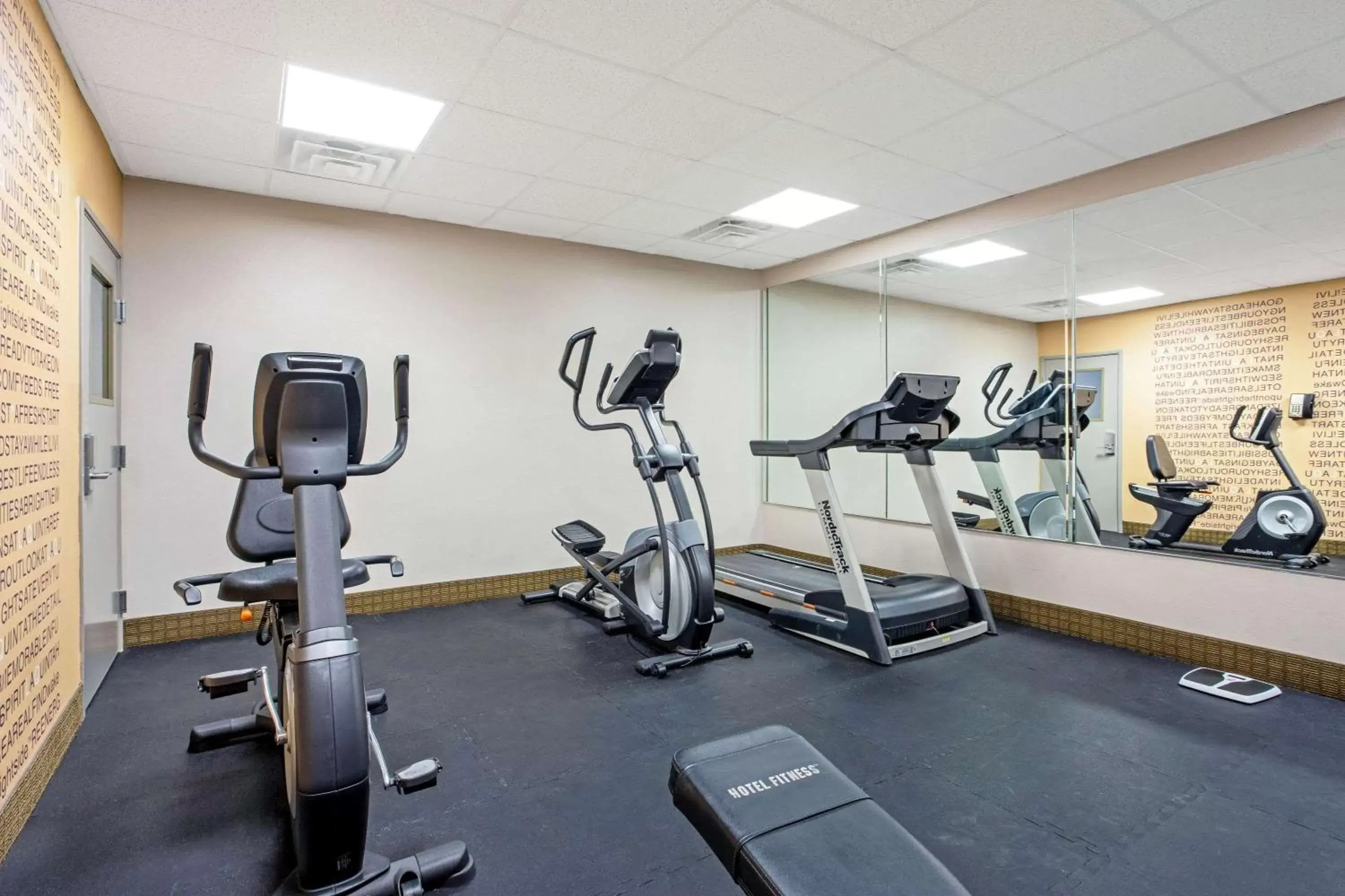 Fitness centre/facilities, Fitness Center/Facilities in La Quinta by Wyndham Fairfield TX