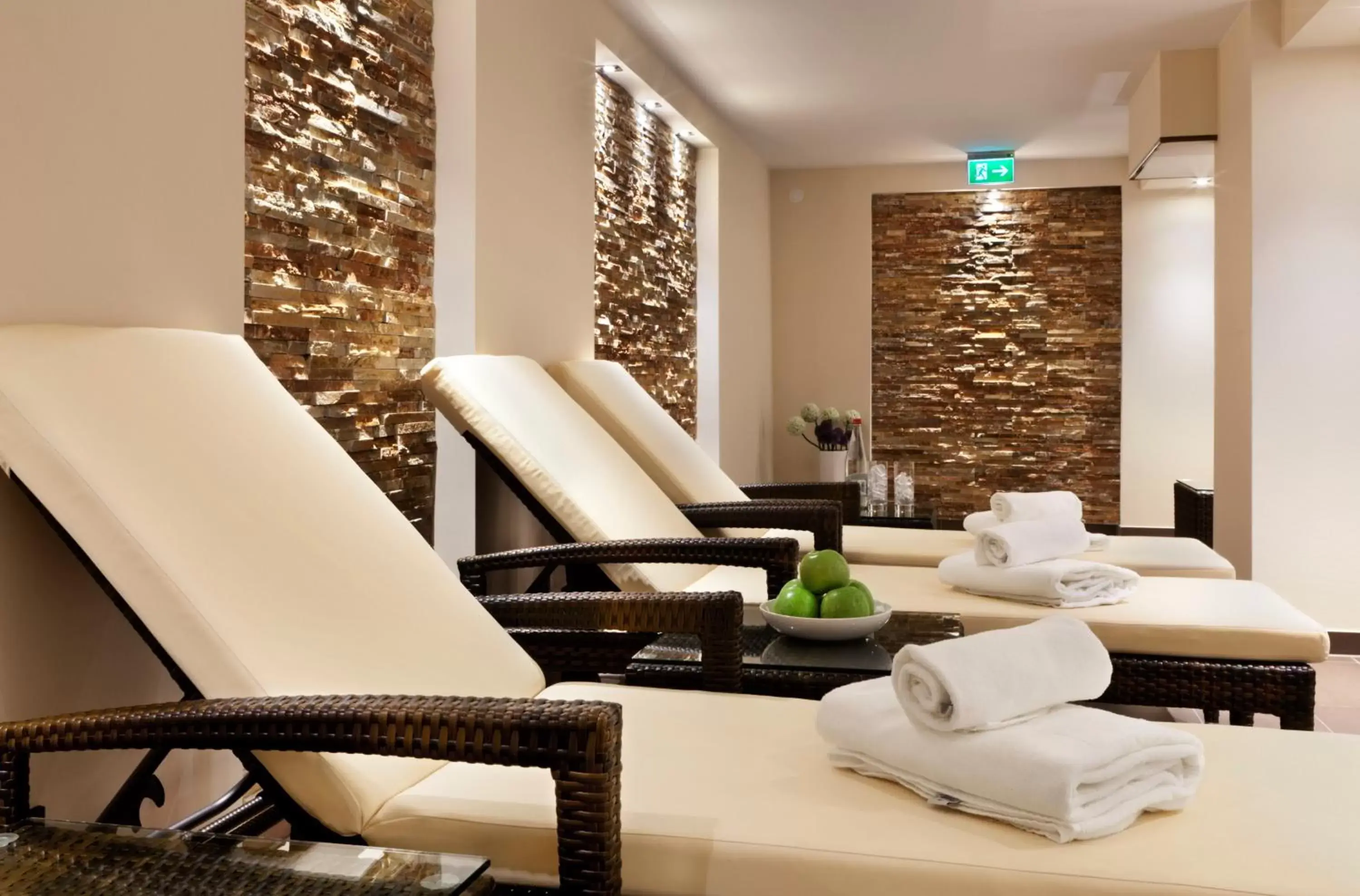 Spa and wellness centre/facilities, Spa/Wellness in Flemings Hotel Frankfurt Main-Riverside