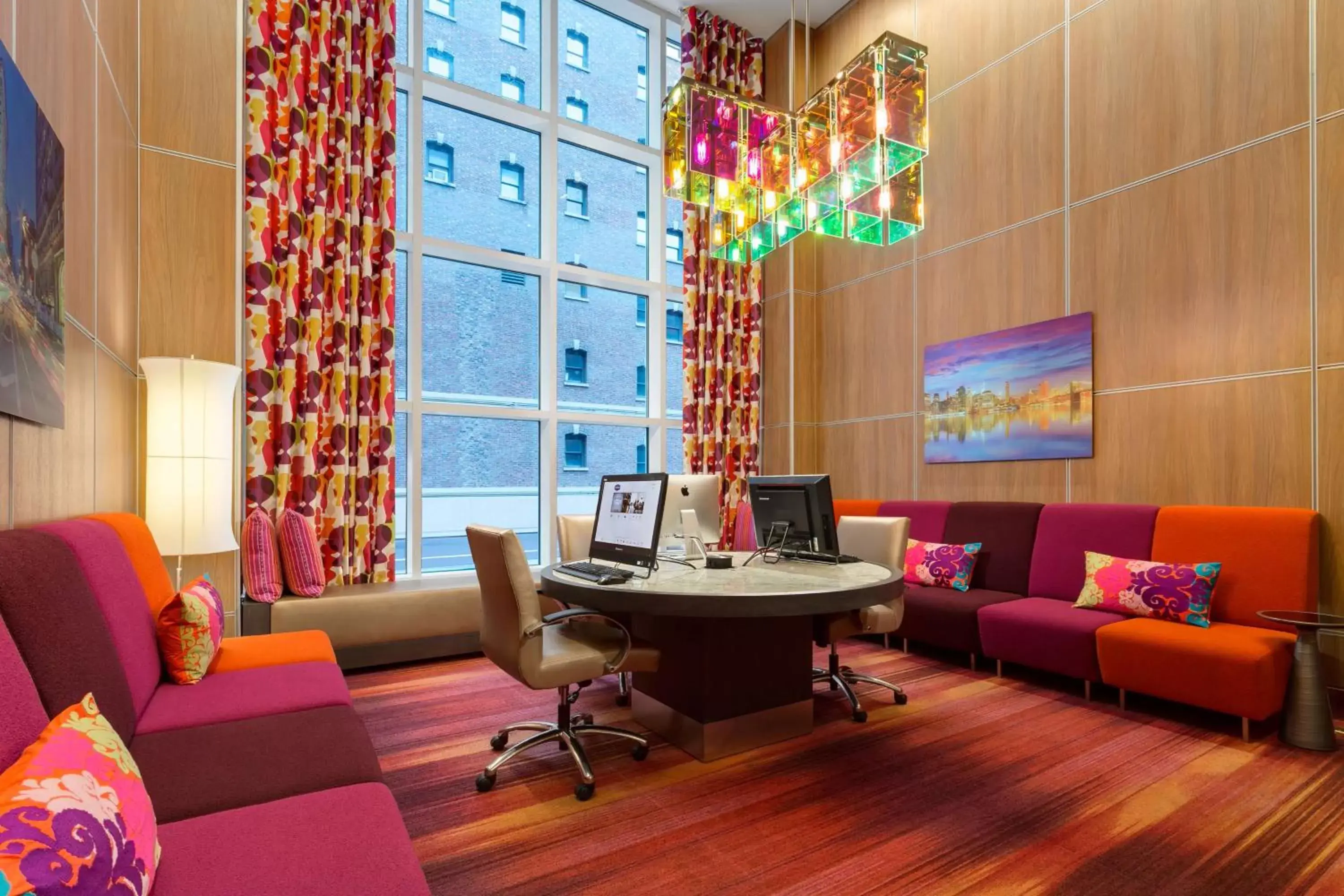 Business facilities in Hampton Inn Times Square Central
