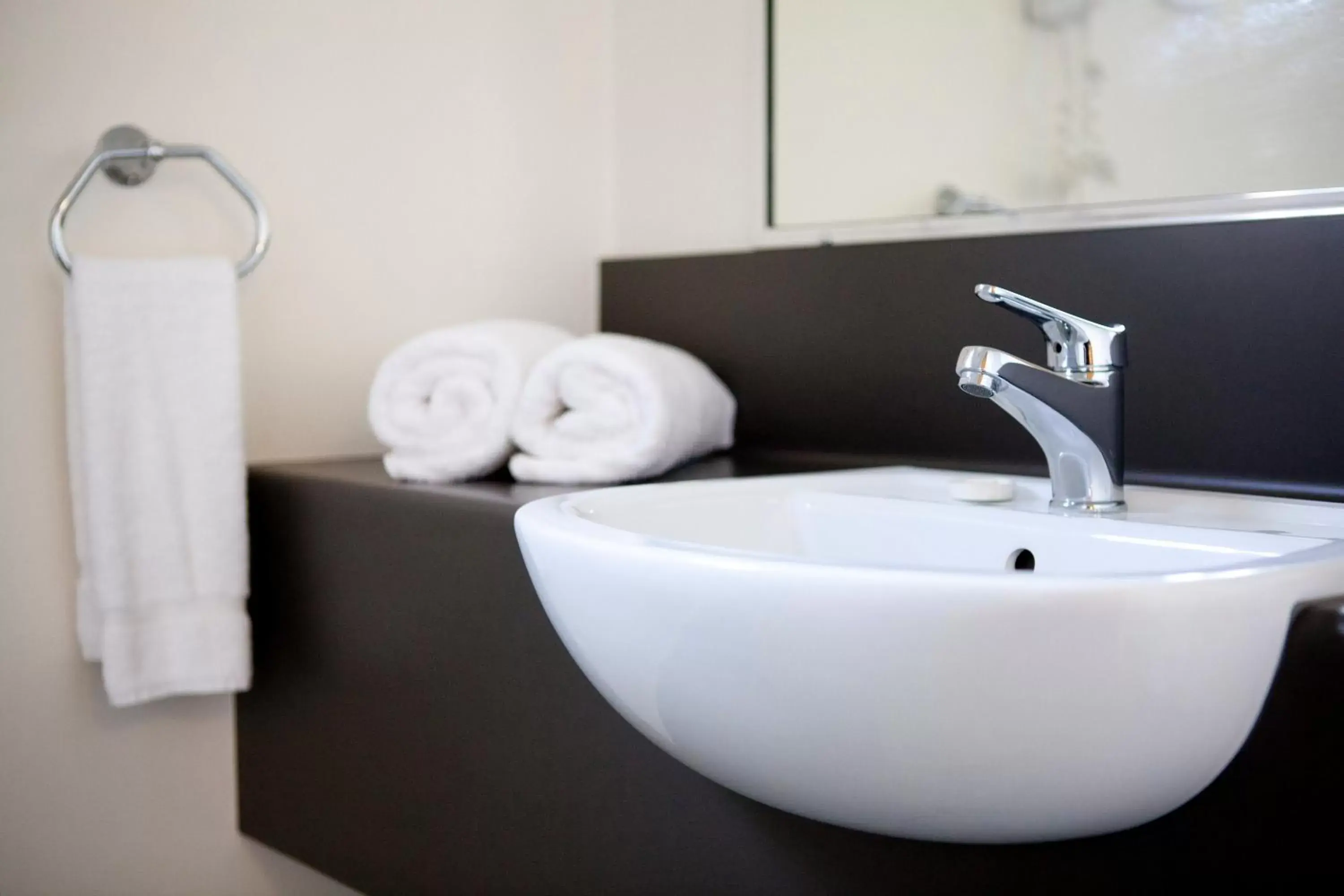 Bathroom in Best Western Ascot Lodge Motor Inn