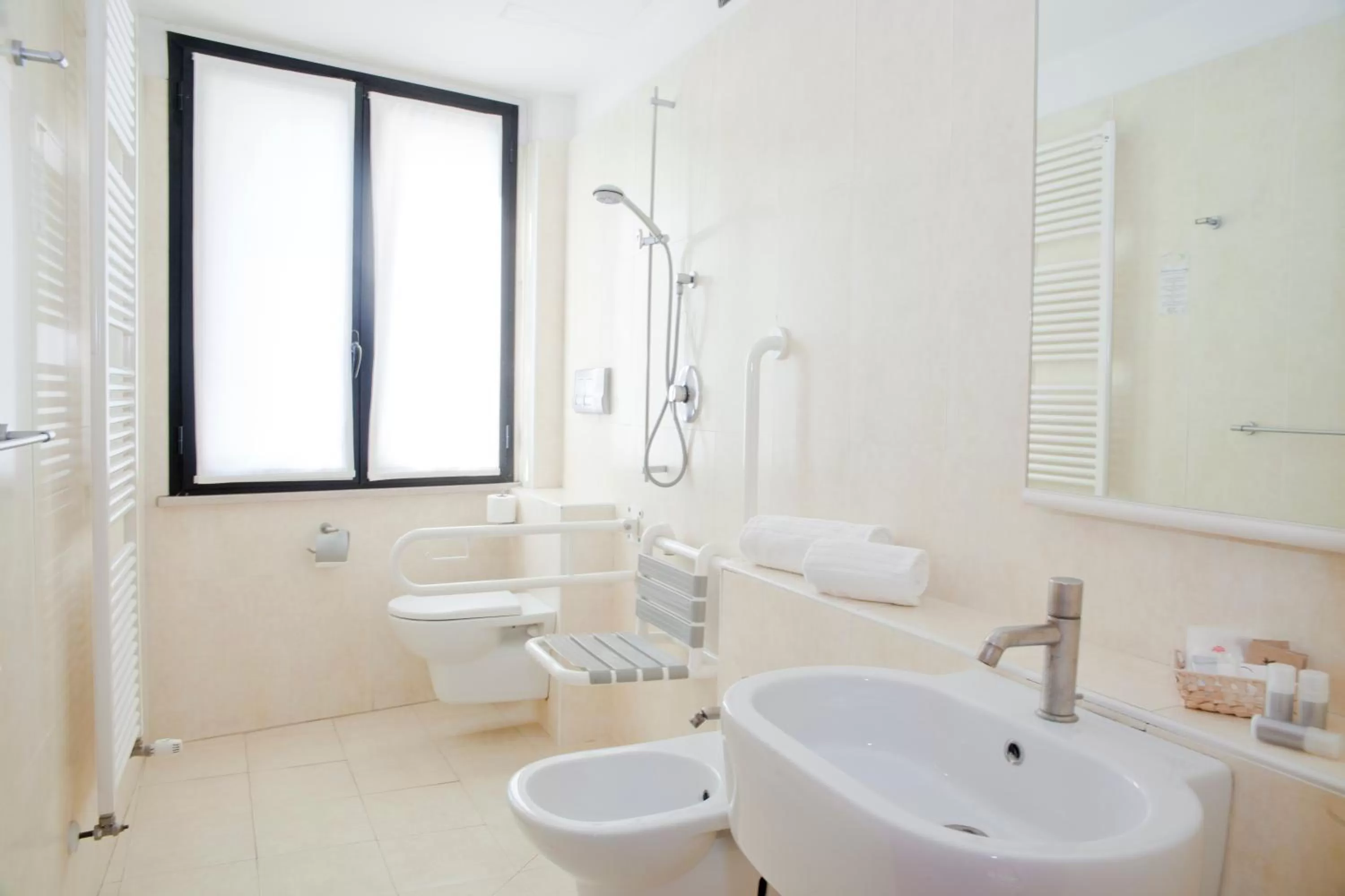 Bathroom in Hotel Corallo Rimini