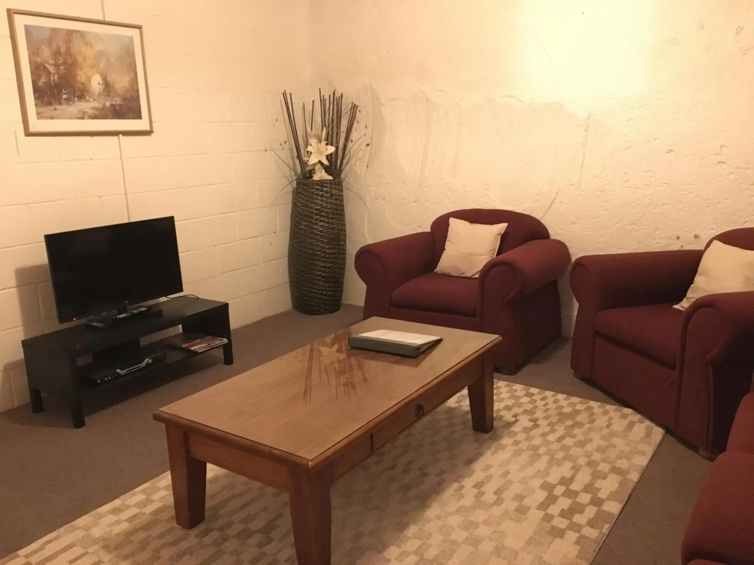 Seating Area in Desert View Apartments