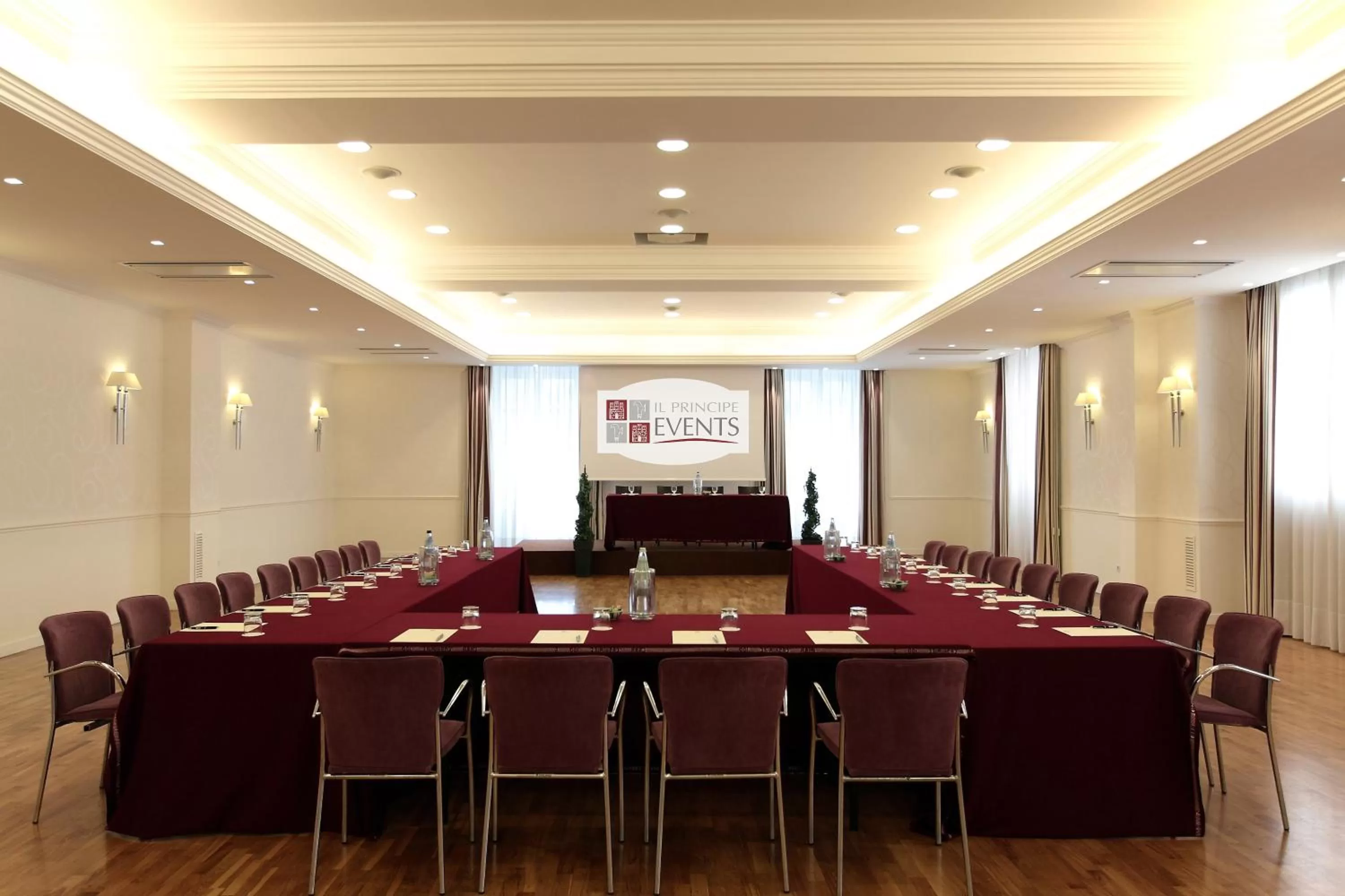 Business facilities in Il Principe Hotel Catania