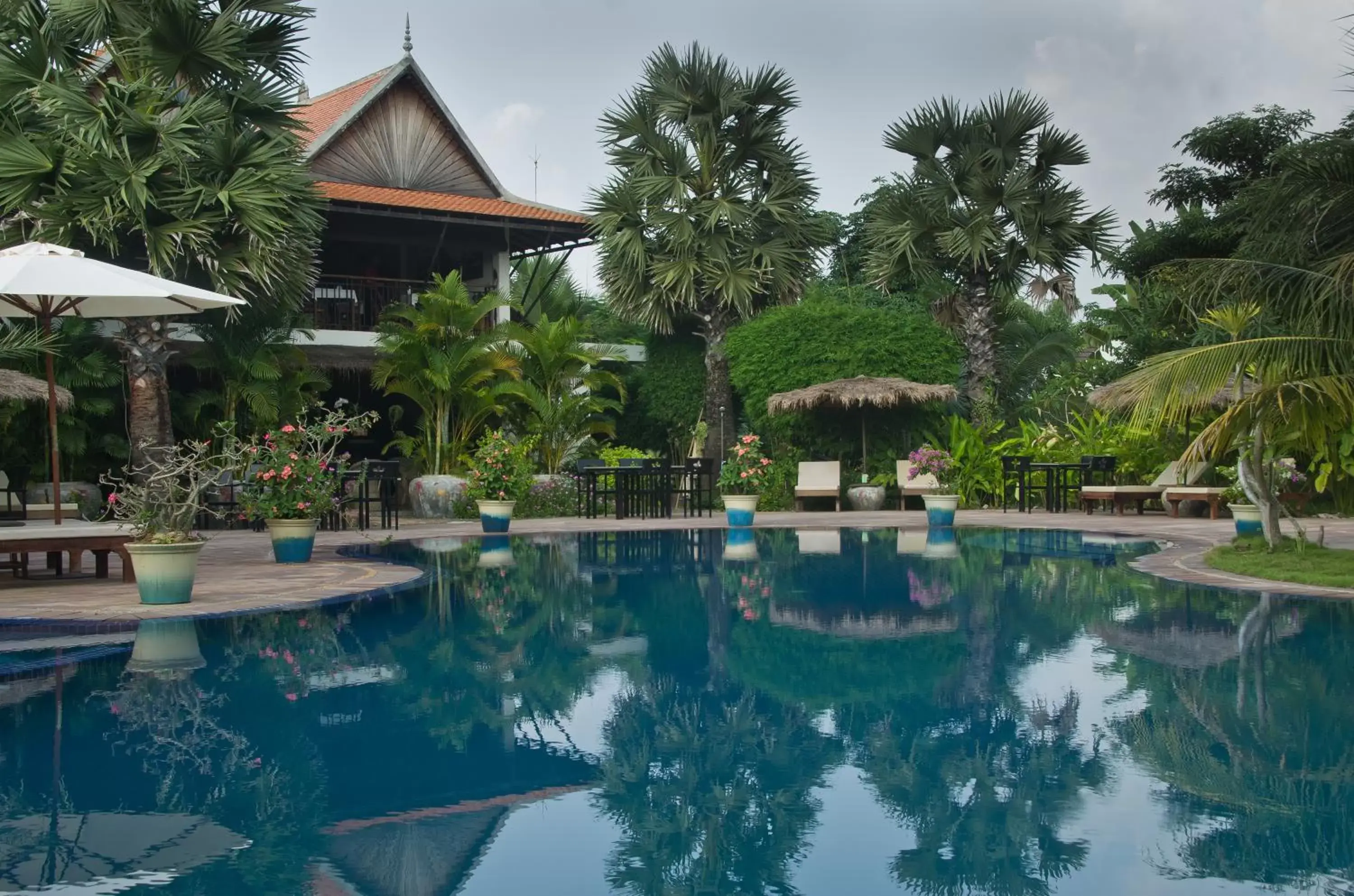 Facade/entrance, Swimming Pool in Battambang Resort