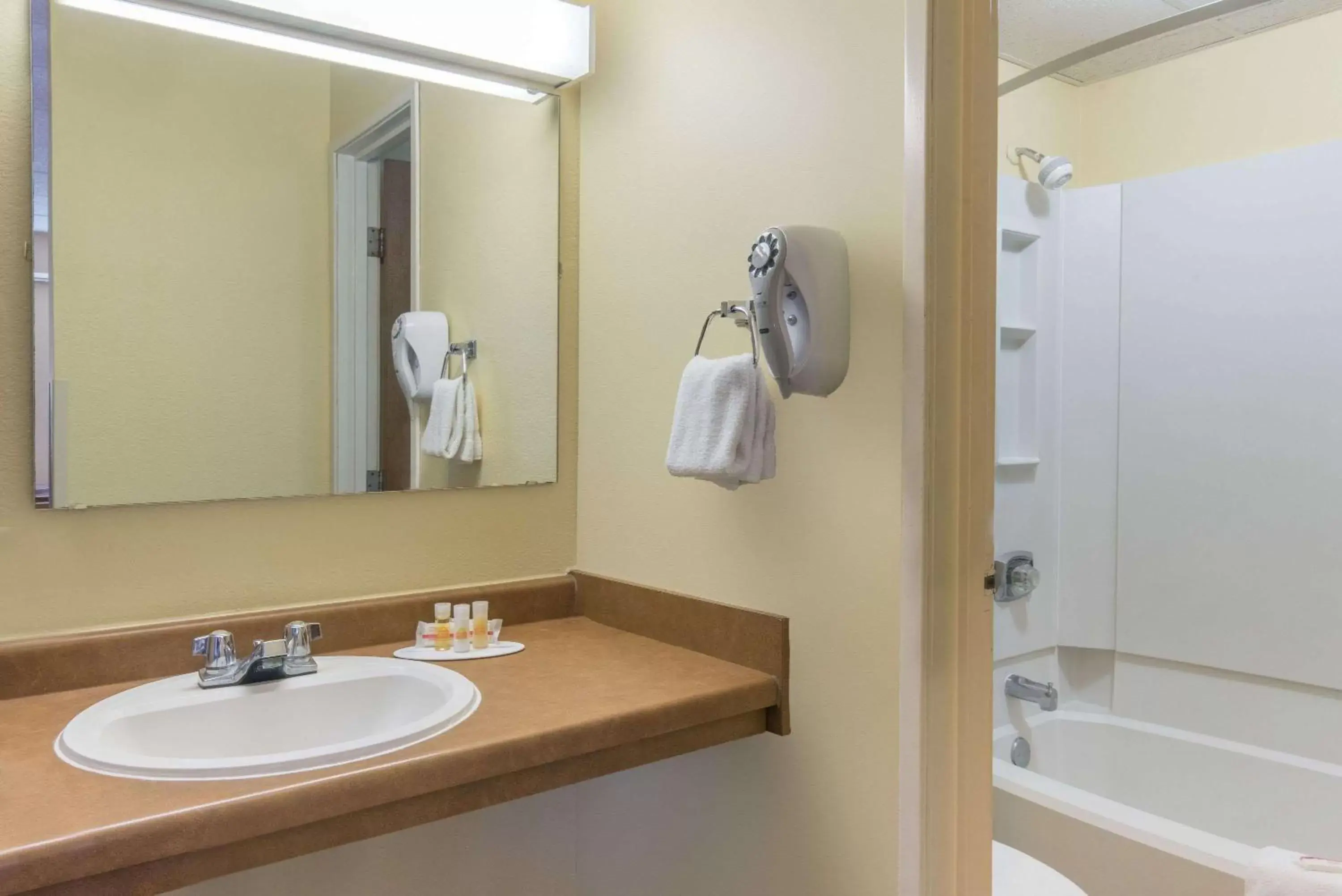 Bathroom in Days Inn by Wyndham Minot