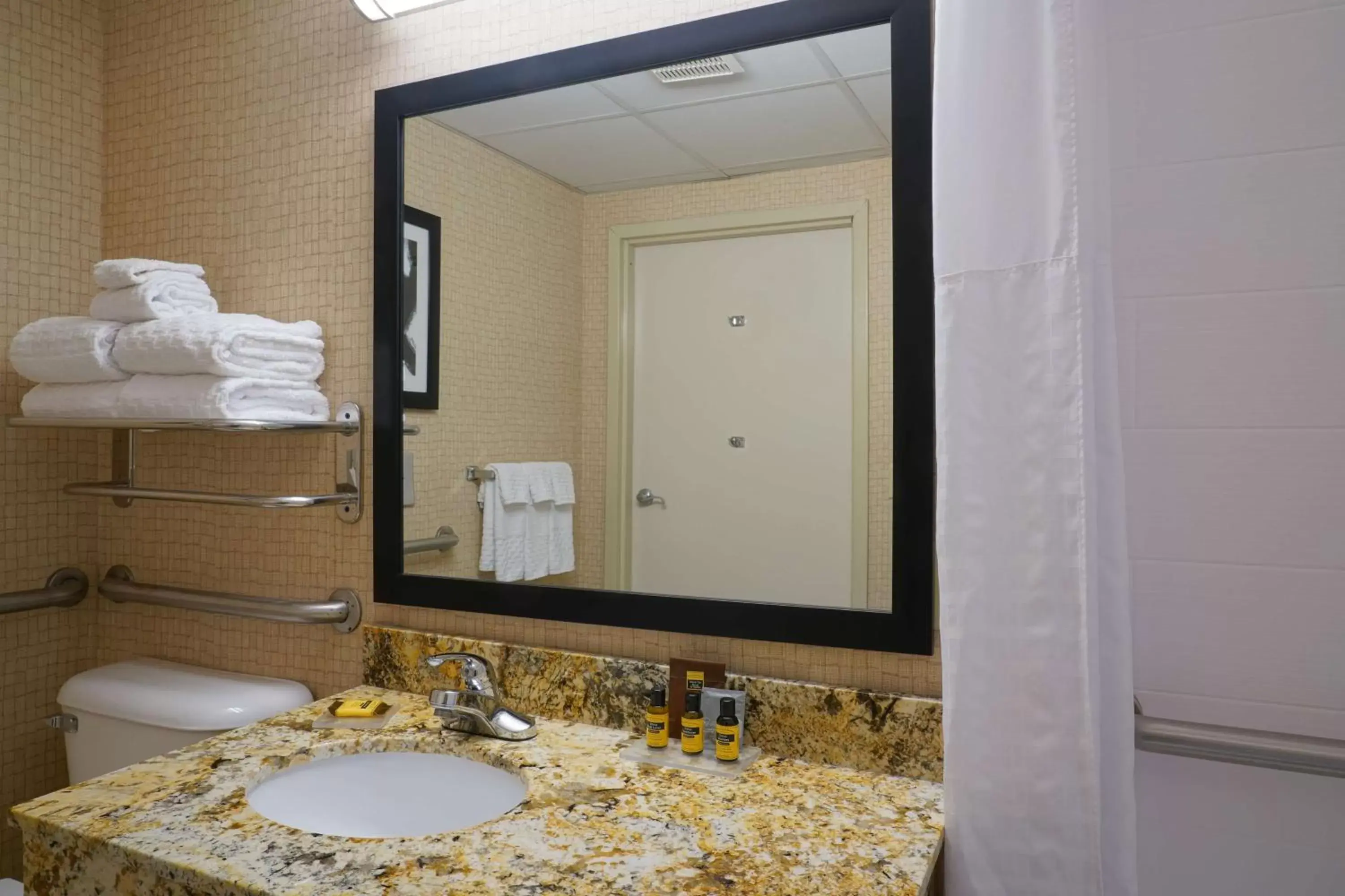 Bathroom in Best Western Plus Morristown Conference Center