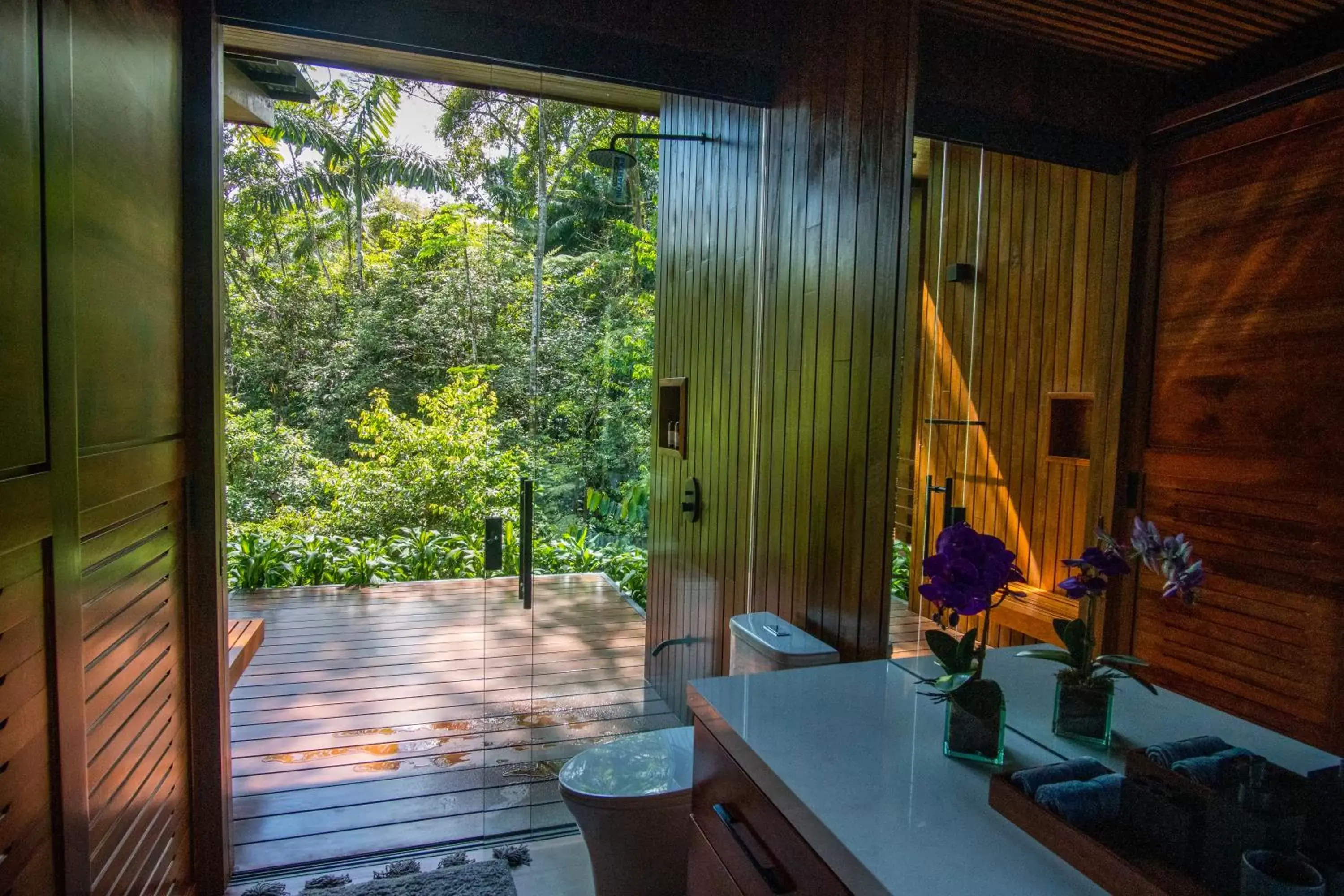 Bathroom in Ecolirios Boutique Hotel and Spa