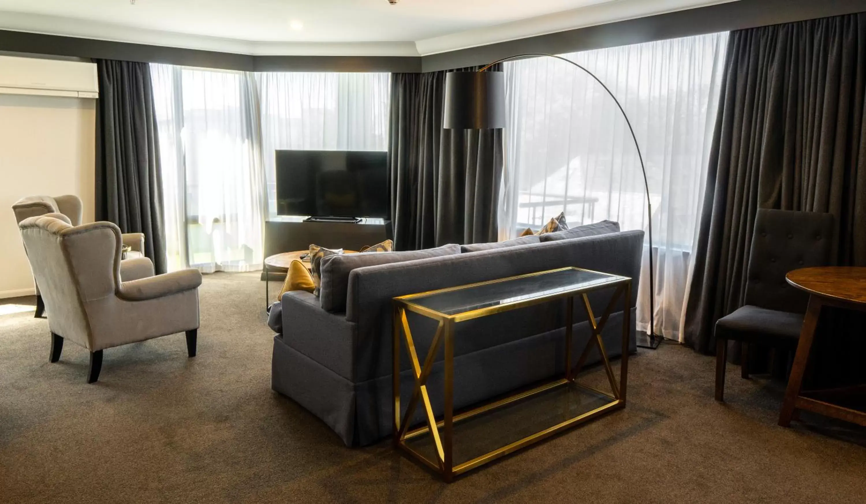 Living room, Seating Area in Hotel Montreal