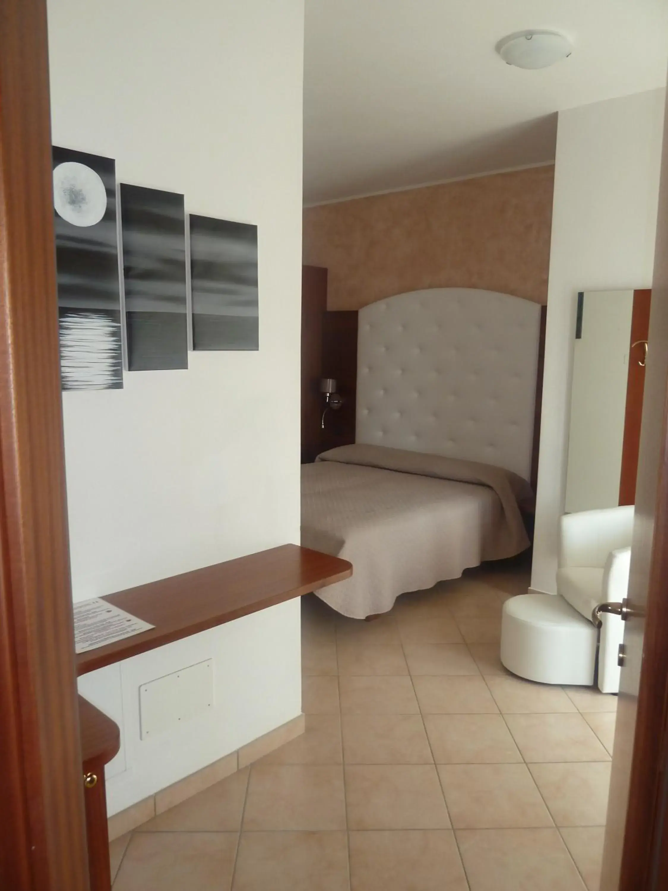 Bedroom, Bed in Albergo Casa Este