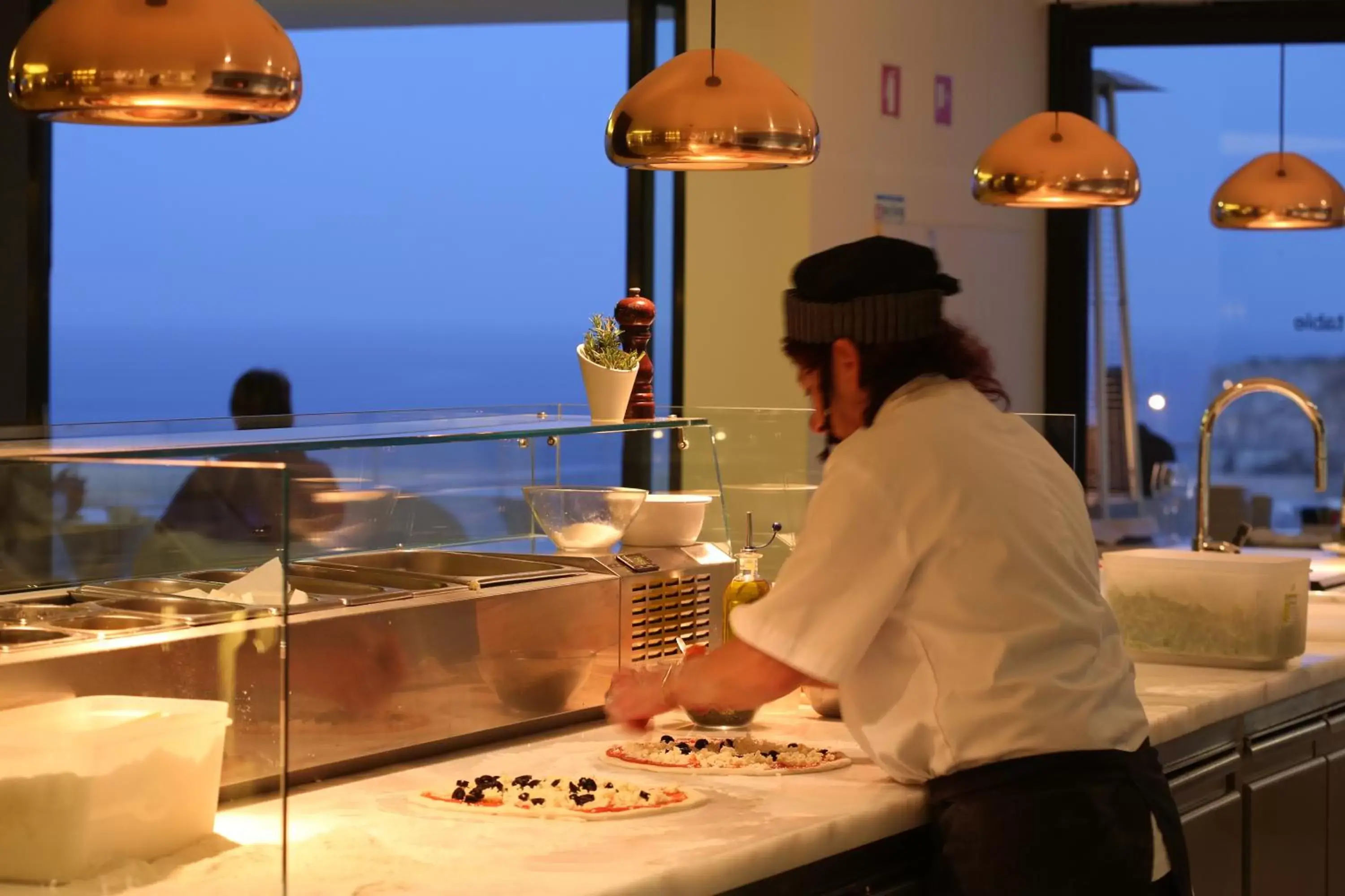 Restaurant/places to eat in Memmo Baleeira - Design Hotels