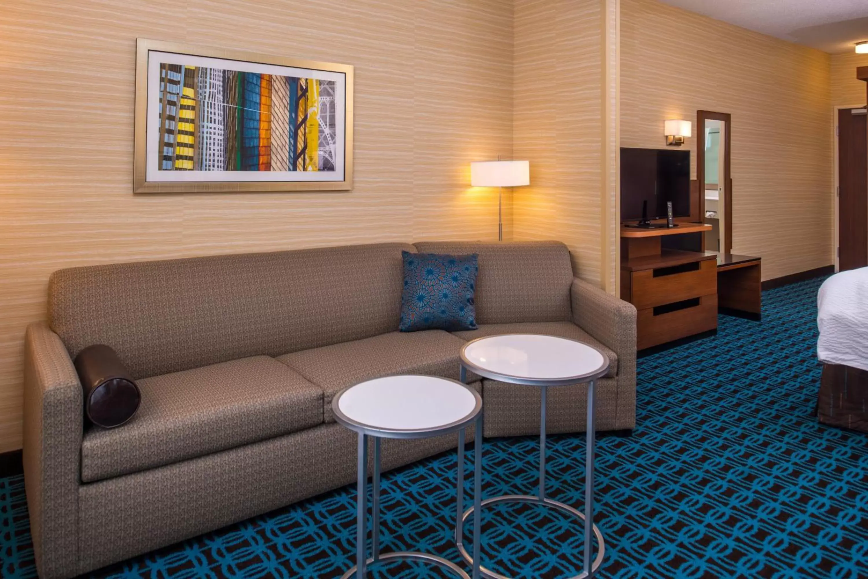 Photo of the whole room, Seating Area in Fairfield Inn & Suites by Marriott St. Louis Westport