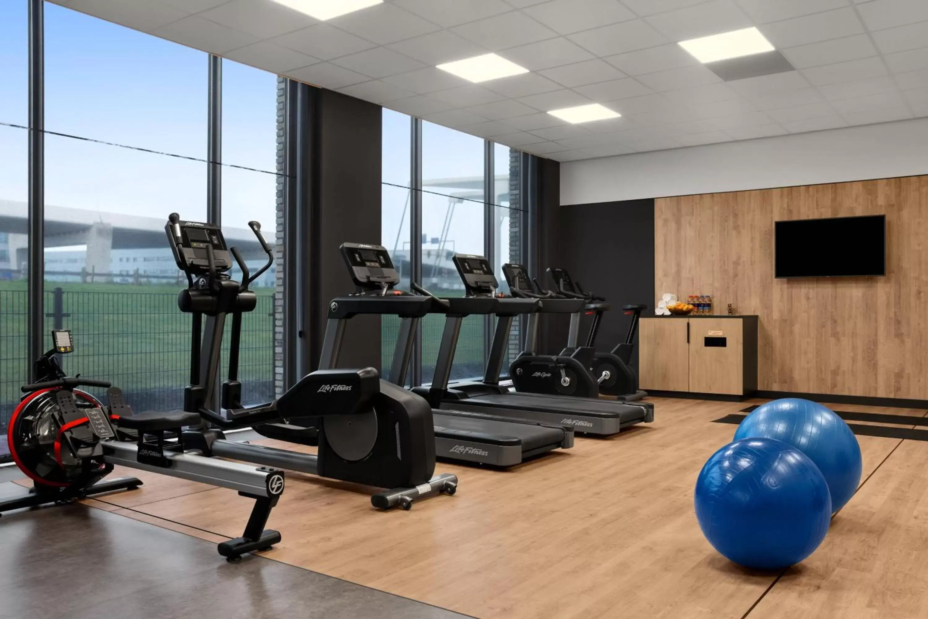 Fitness centre/facilities, Fitness Center/Facilities in Renaissance Amsterdam Schiphol Airport Hotel