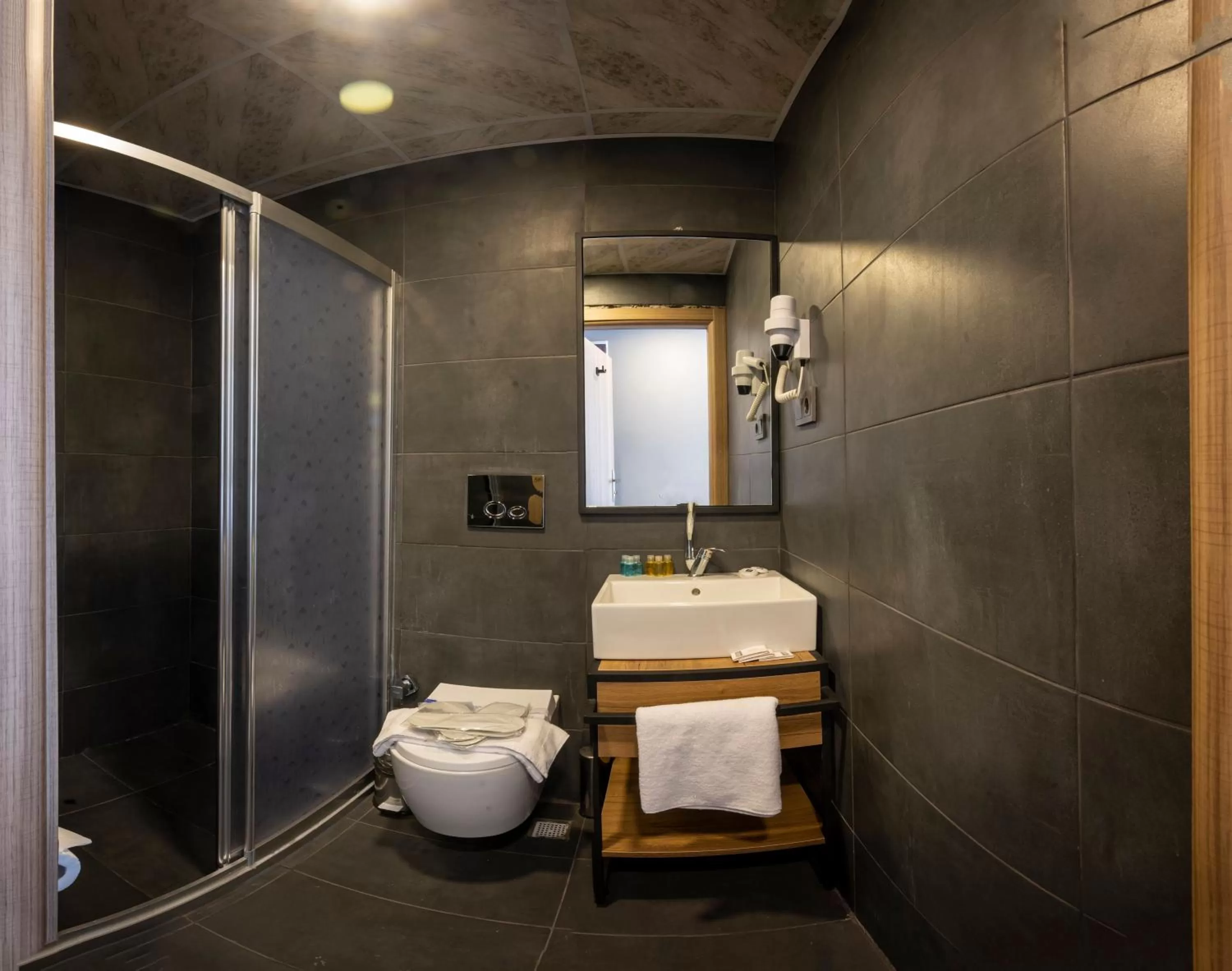 Toilet in Çorlu Dem Hotel