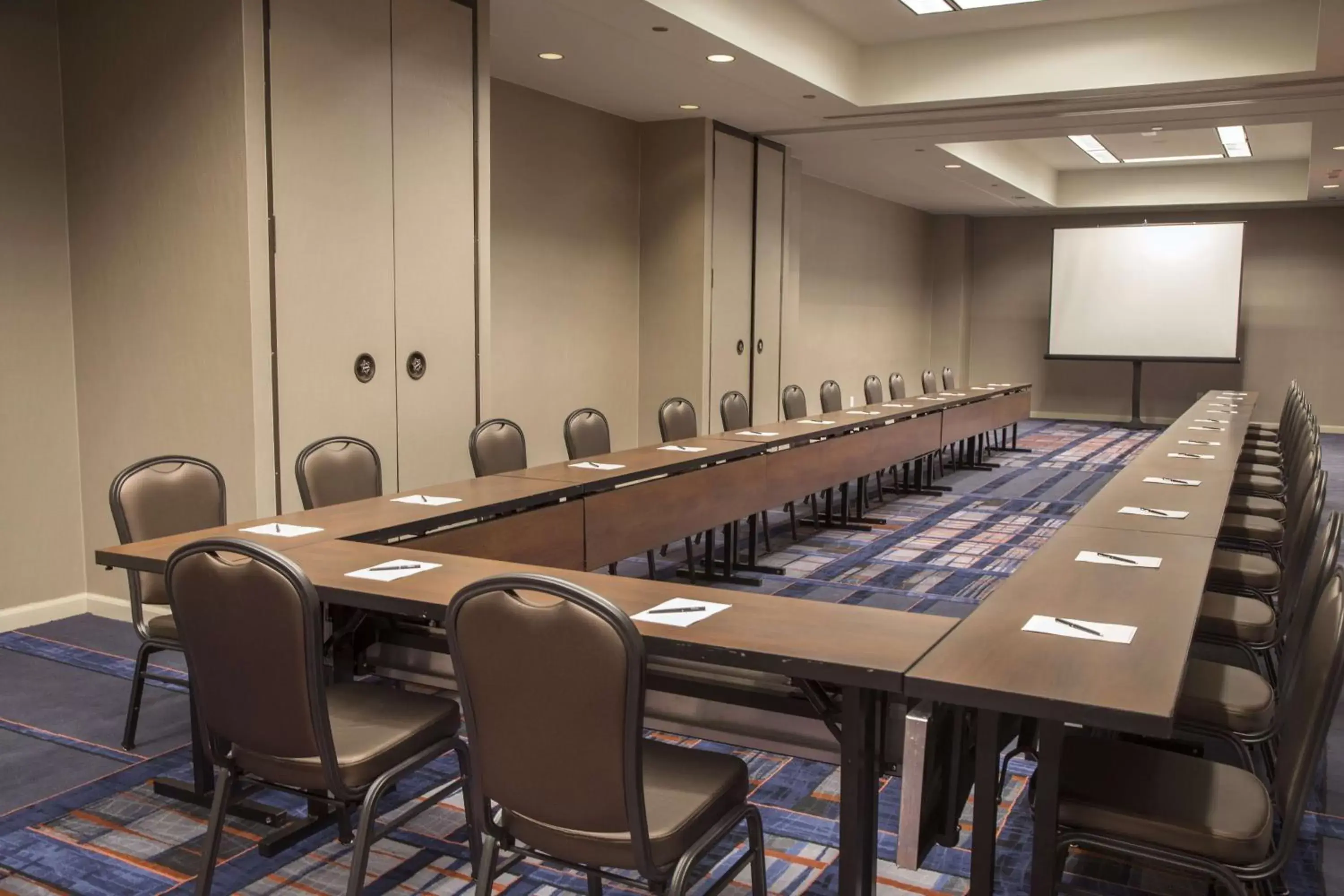 Meeting/conference room in Hilton Atlanta Airport