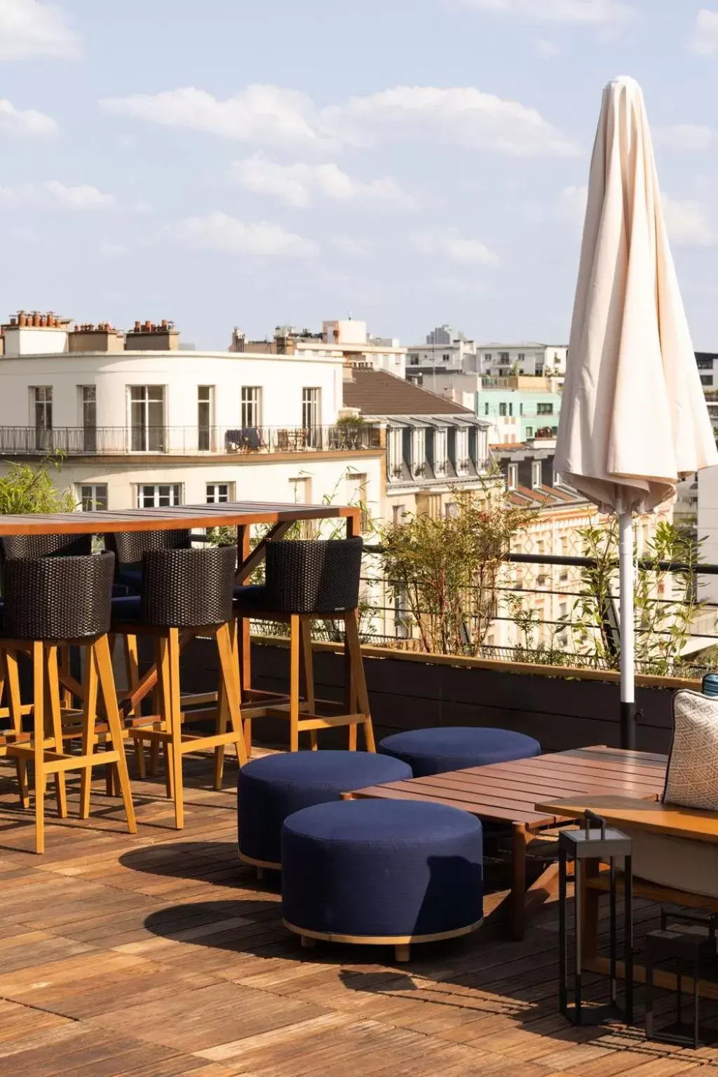 Restaurant/places to eat in Le Parchamp, Paris Boulogne, a Tribute Portfolio Hotel