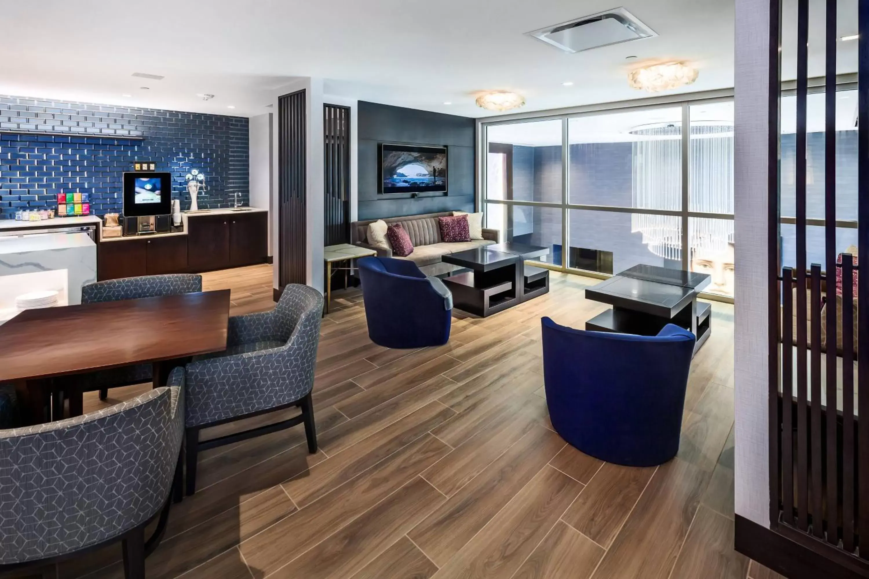 Lounge or bar in South Sioux City Marriott Riverfront