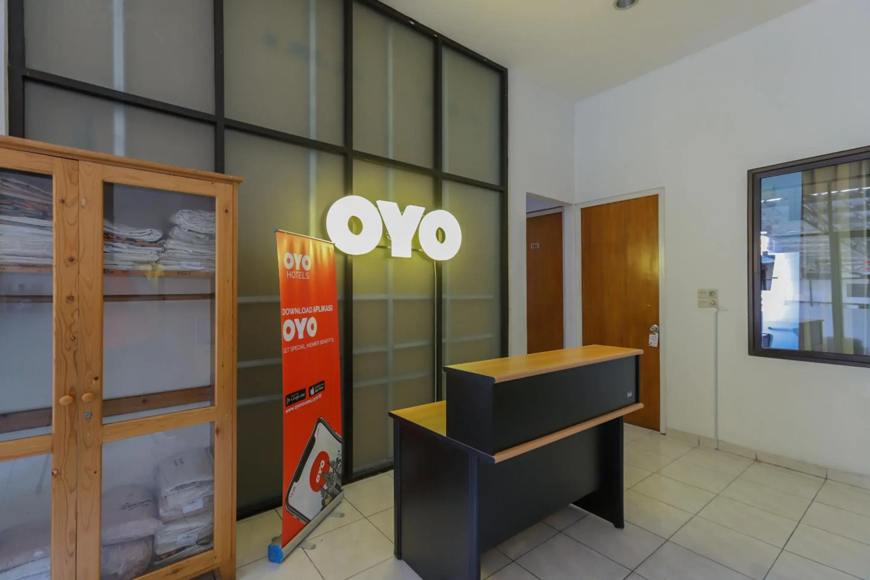 Lobby or reception in OYO 866 Idola Residence