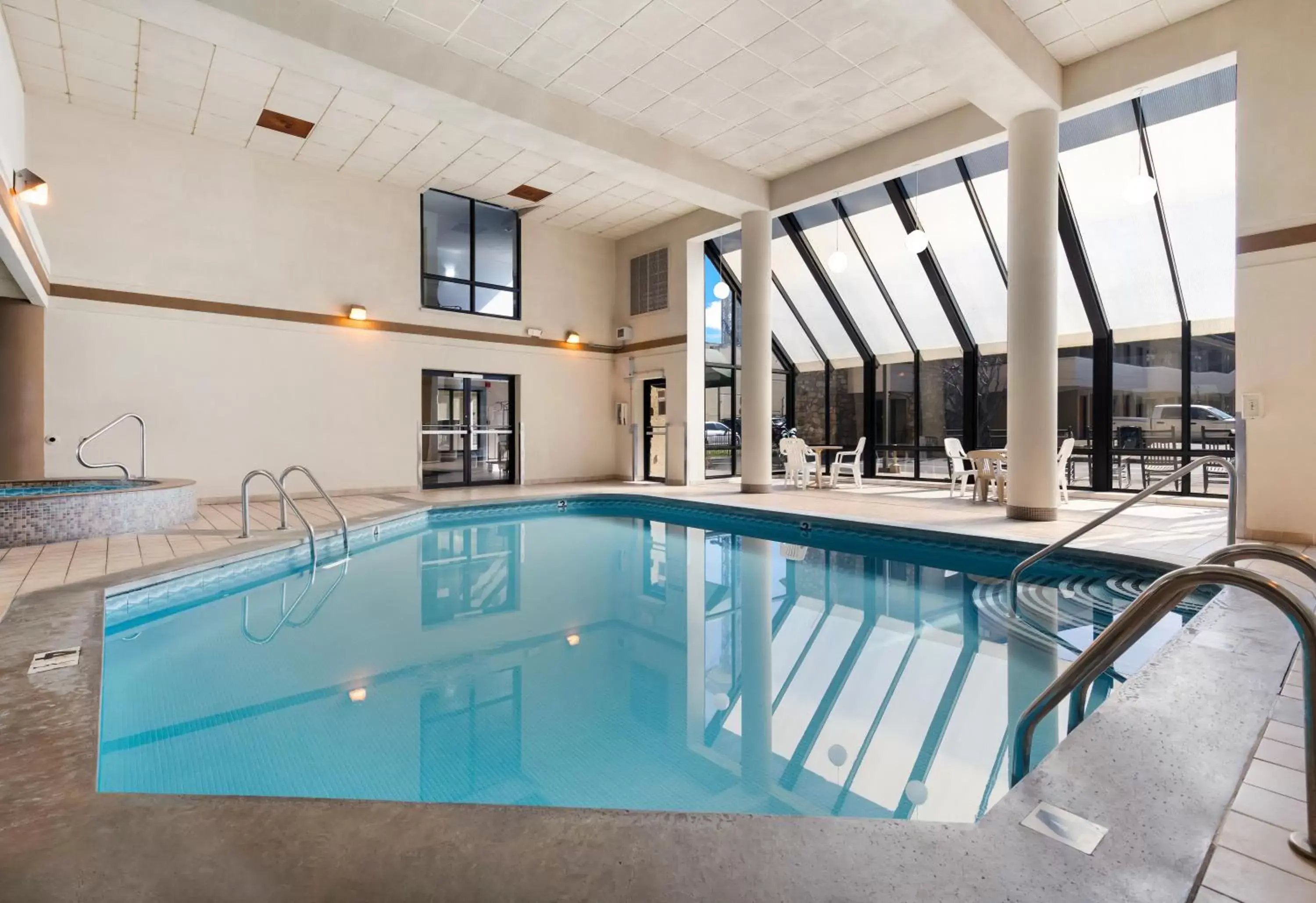 , Swimming Pool in LeConte Motor Lodge A Ramada by Wyndham