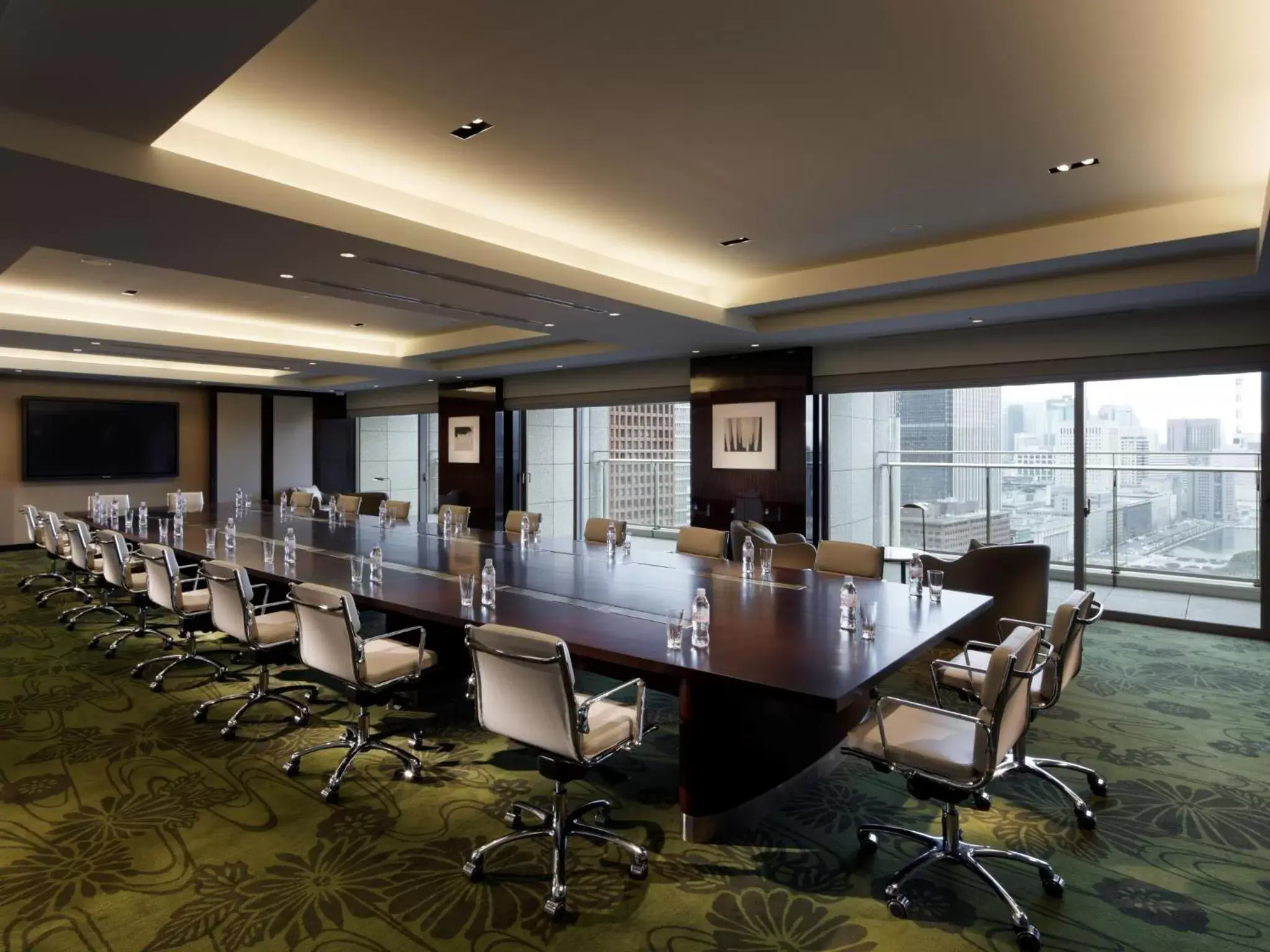 Business facilities in Palace Hotel Tokyo