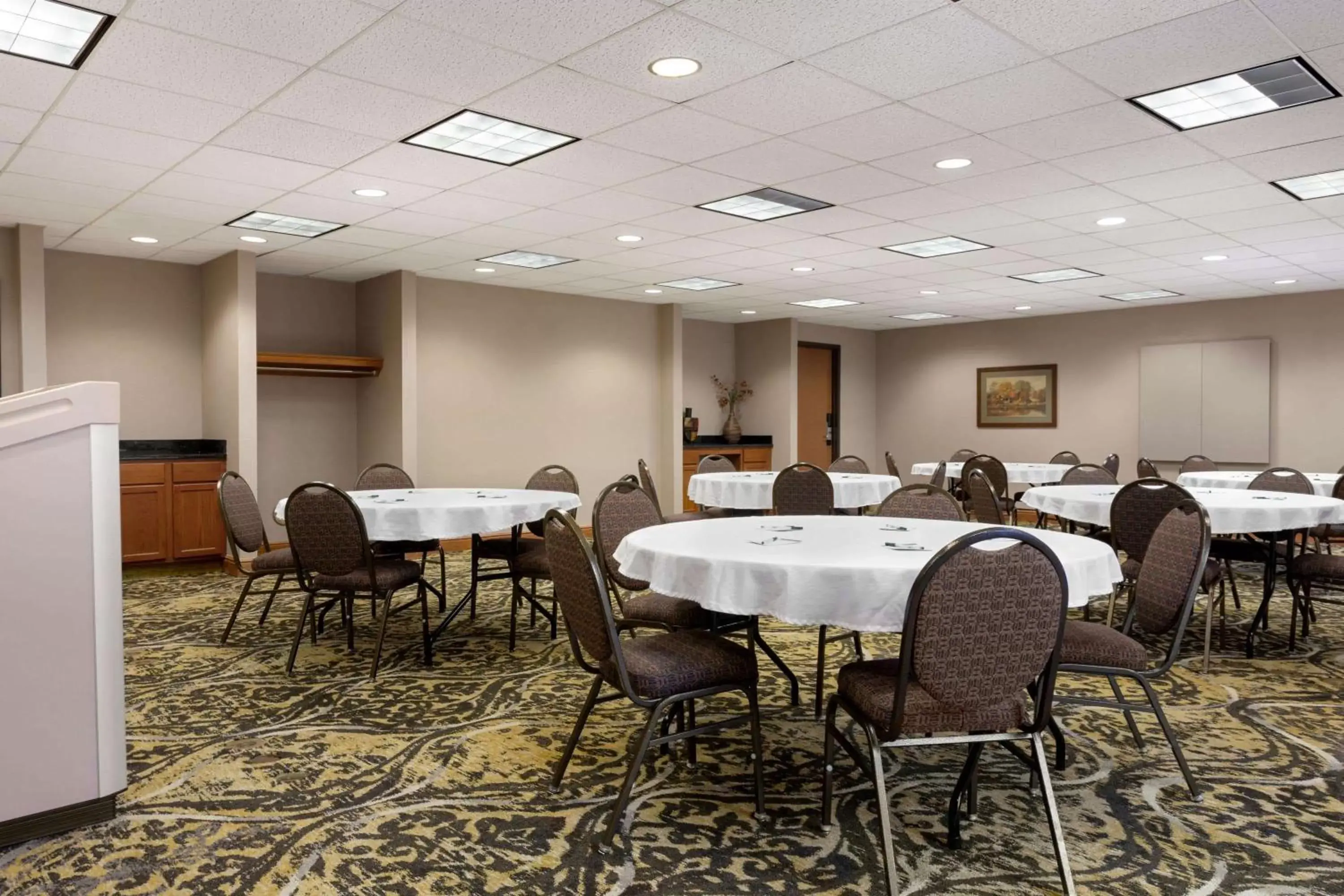 Banquet/Function facilities in Wingate by Wyndham Bentonville