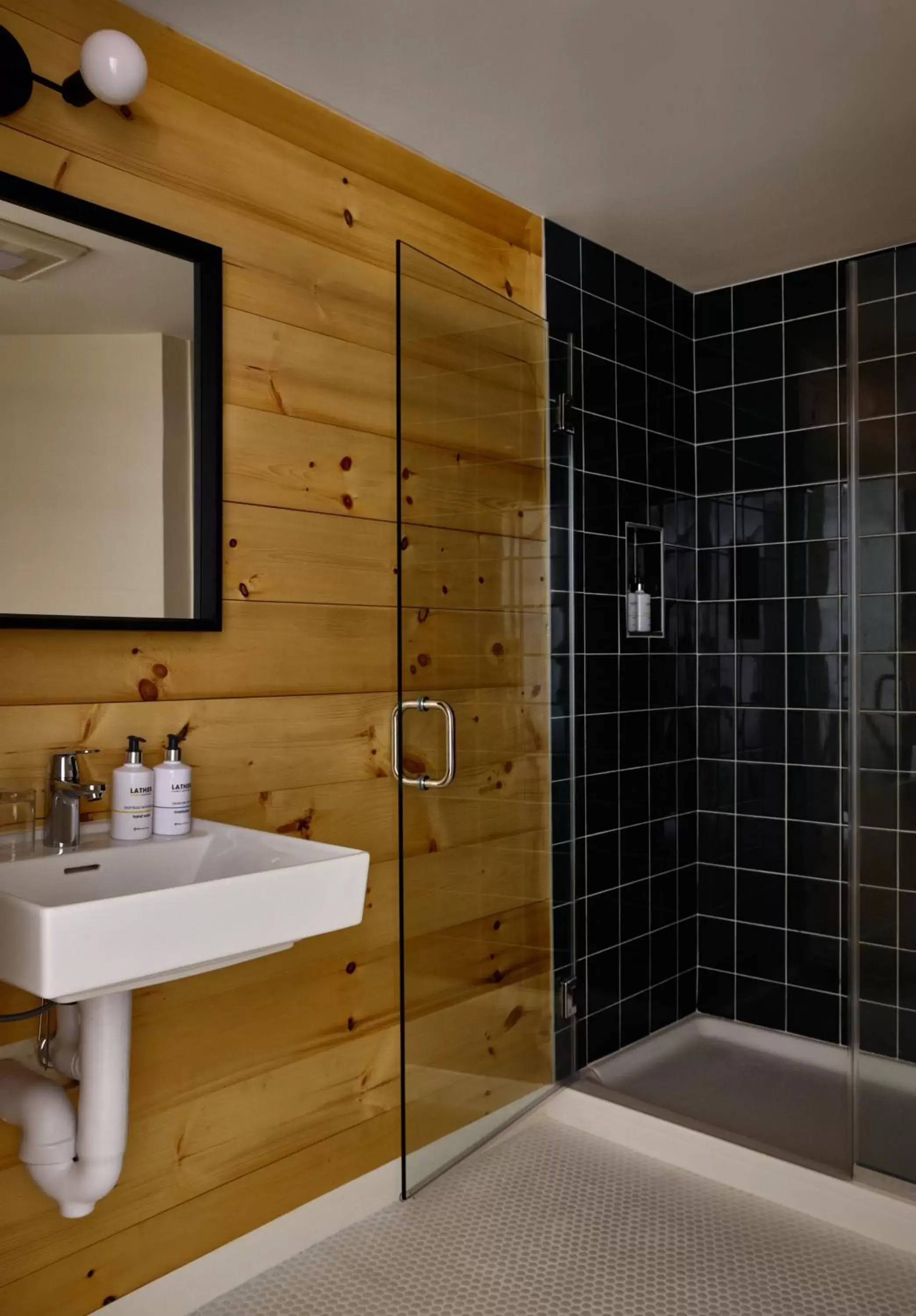 Bathroom in Tälta Lodge, a Bluebird by Lark