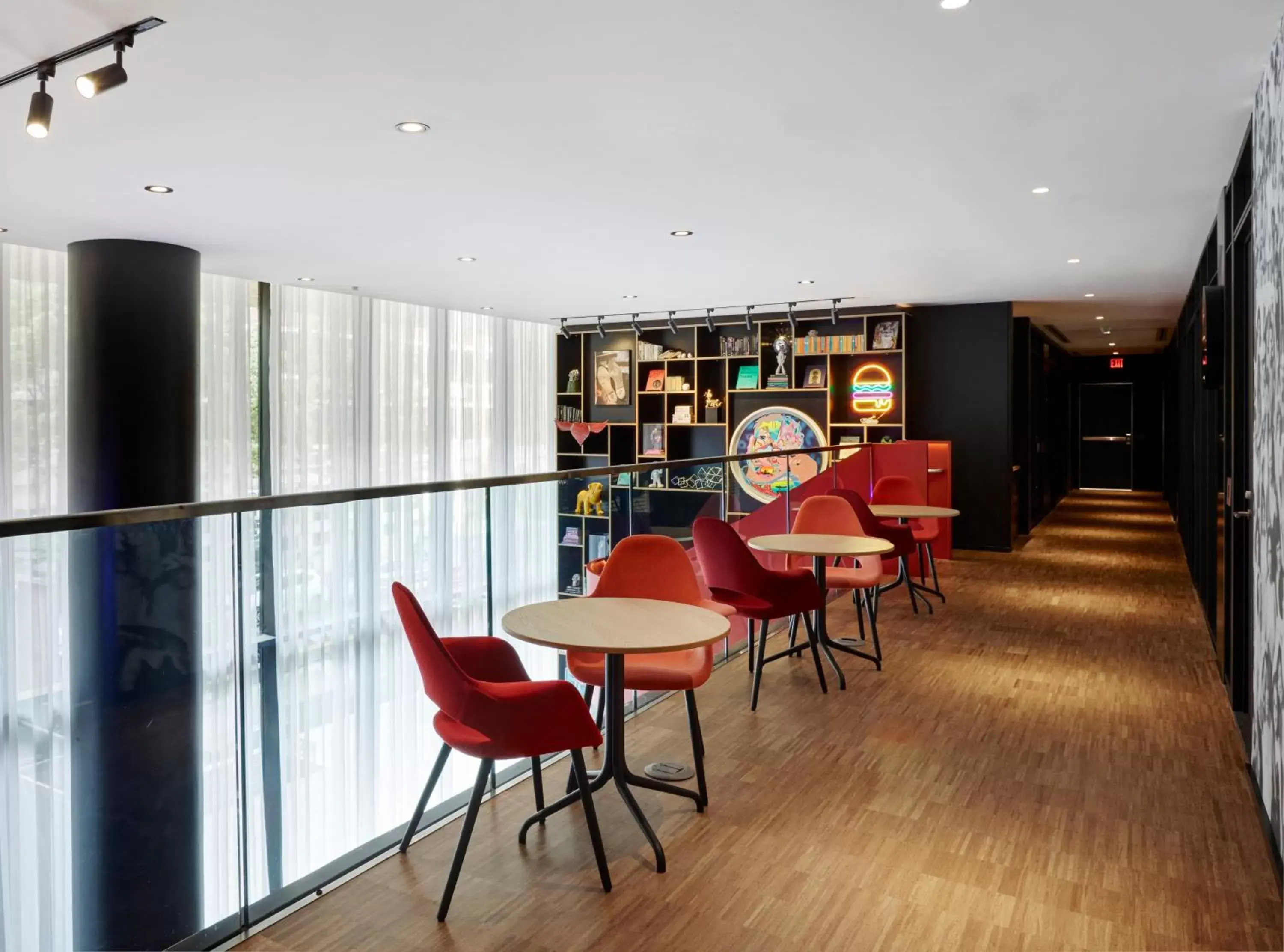 Lobby or reception, Lounge/Bar in citizenM Washington DC Capitol