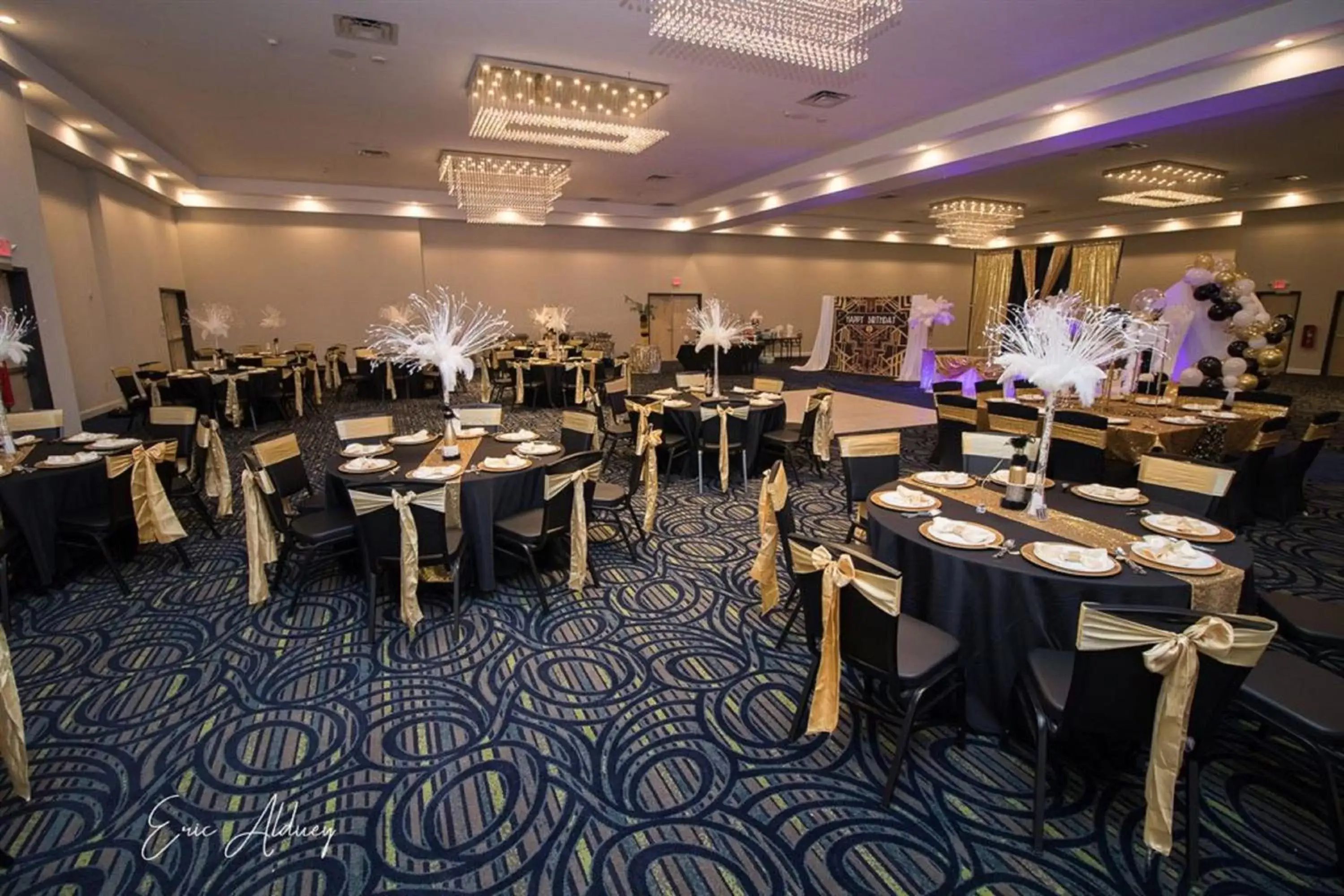 Banquet/Function facilities, Restaurant/Places to Eat in Holiday Inn Scranton East - Dunmore, an IHG Hotel