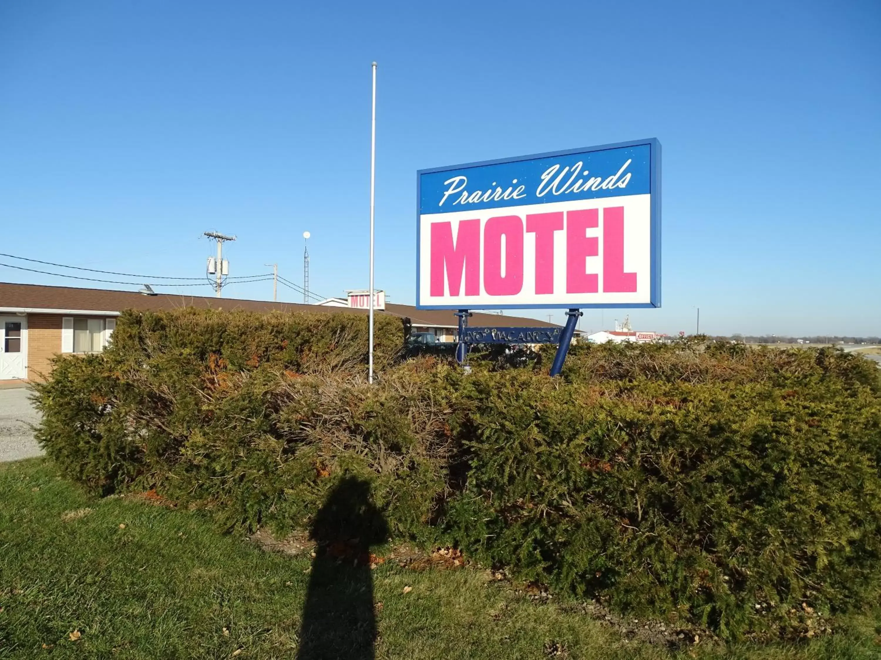 Property logo or sign in PRAIRIE WINDs MOTEL CARTHAGE