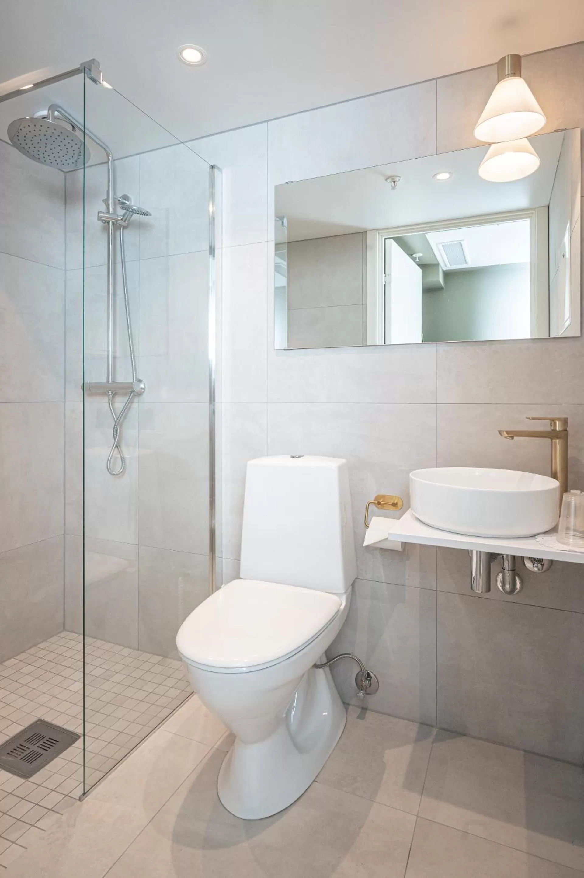 Shower in GamlaVærket Gjæstgiveri og Tracteringssted