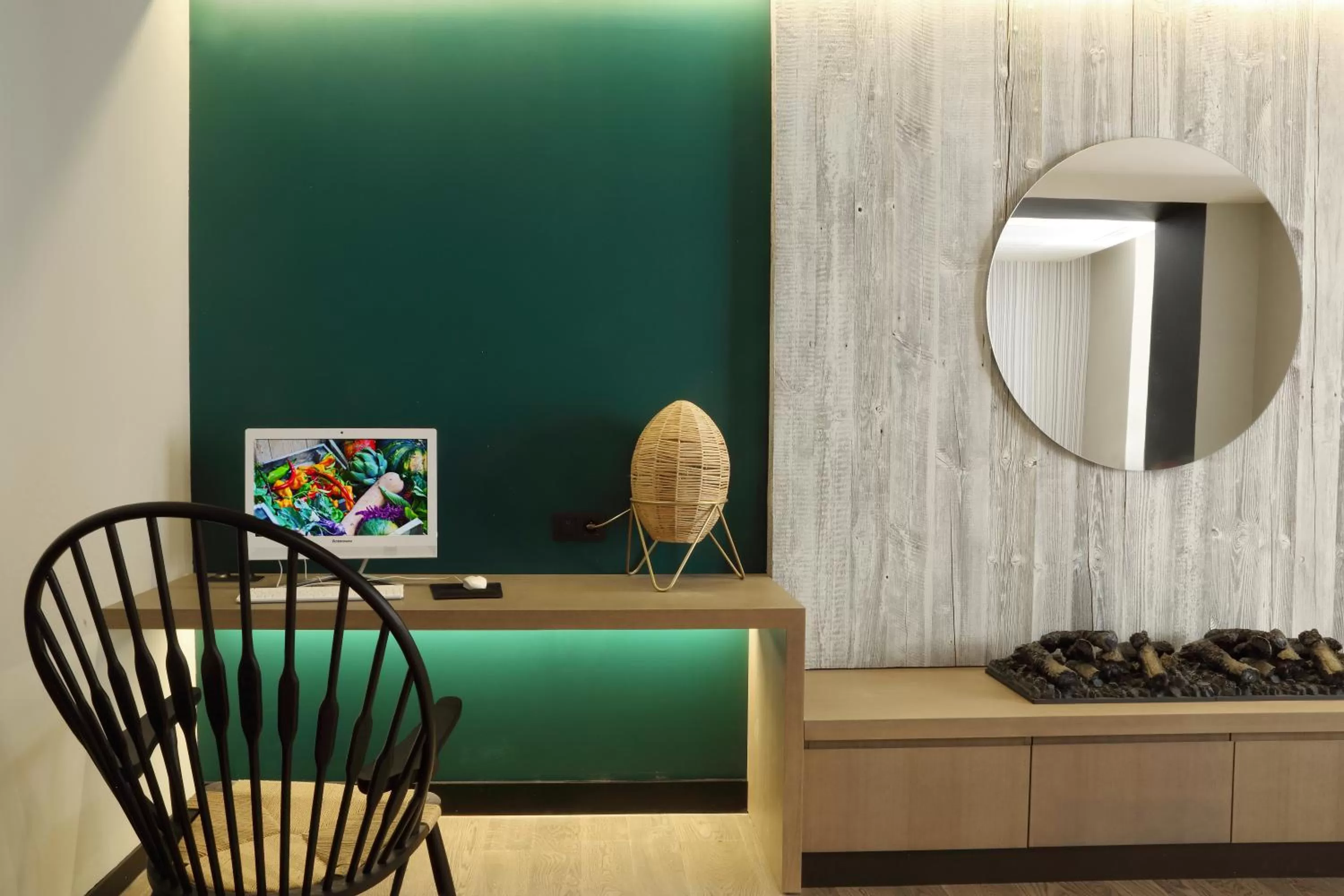 Seating area in Best Western Plus Hôtel La Joliette