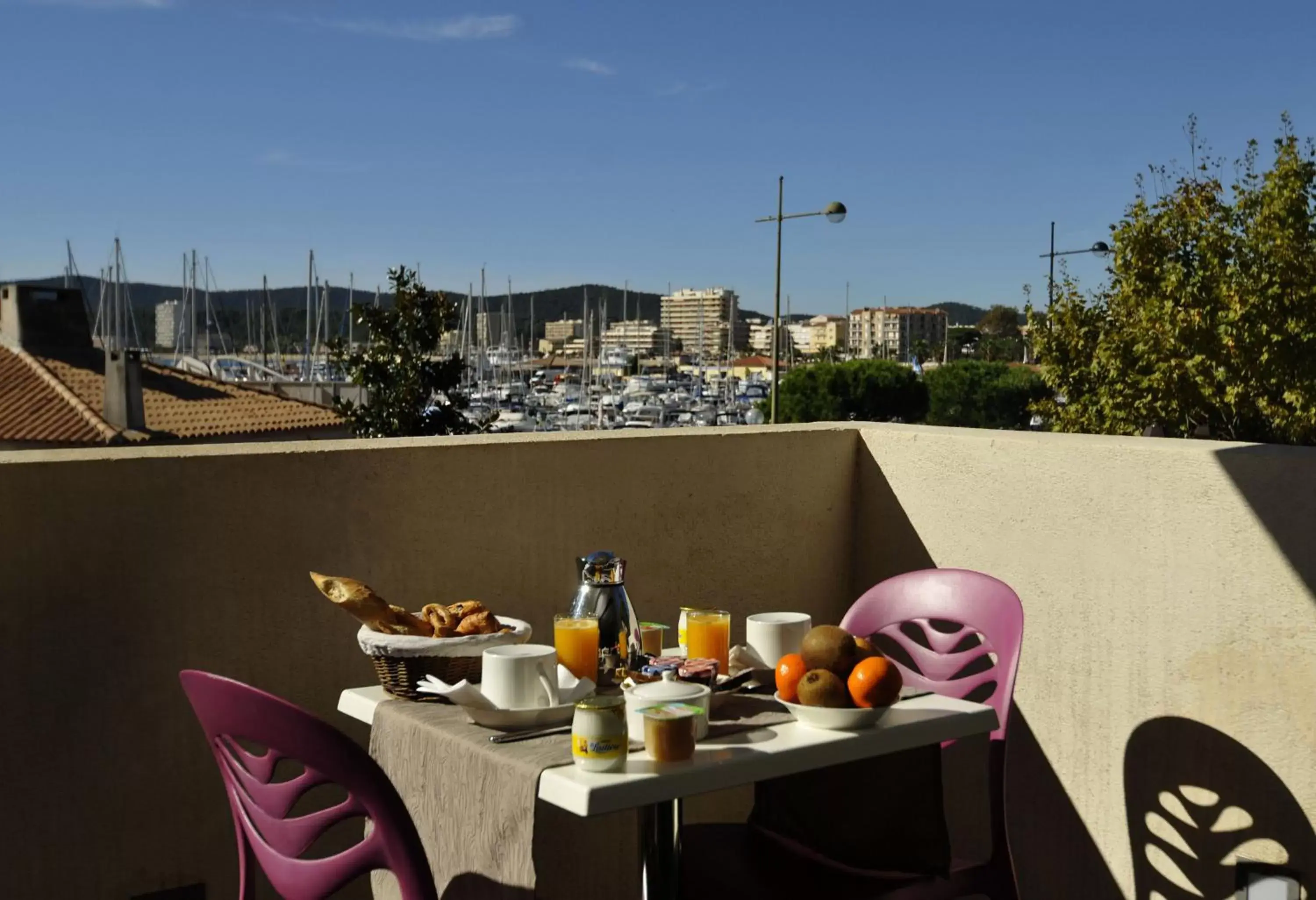 Balcony/Terrace in Hôtel Baptistin