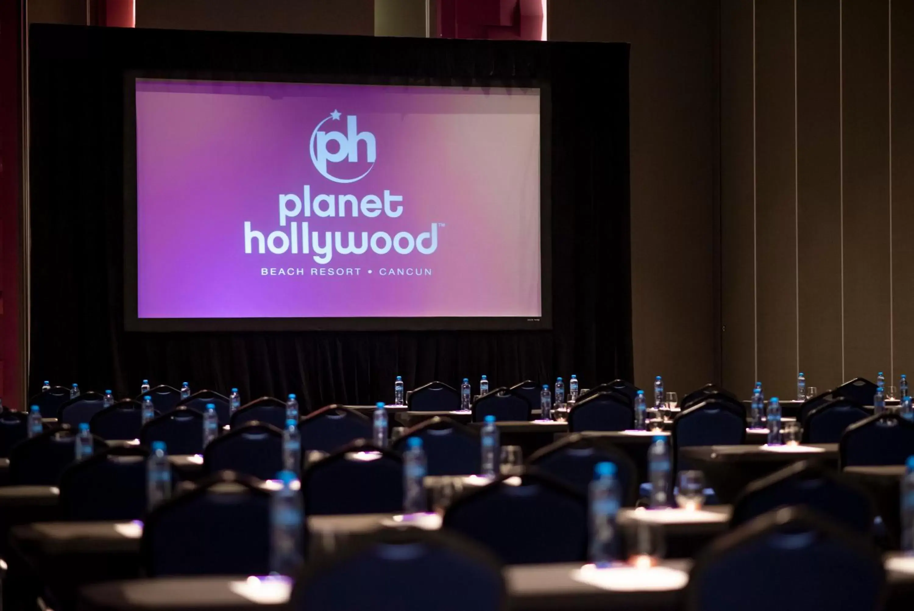 Meeting/conference room in Planet Hollywood Cancun, An Autograph Collection All-Inclusive Resort