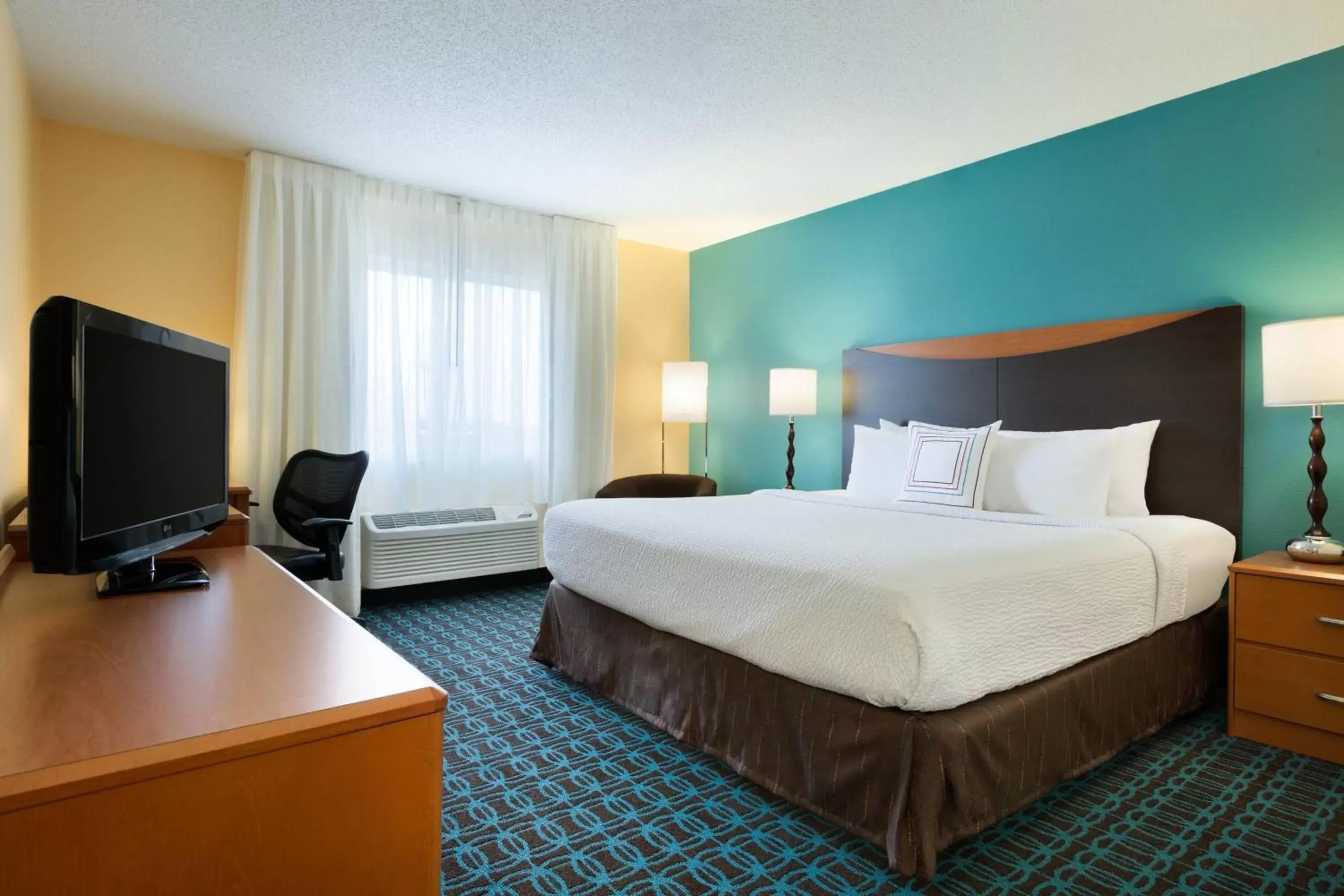 Photo of the whole room, Bed in Fairfield Inn & Suites Bismarck South