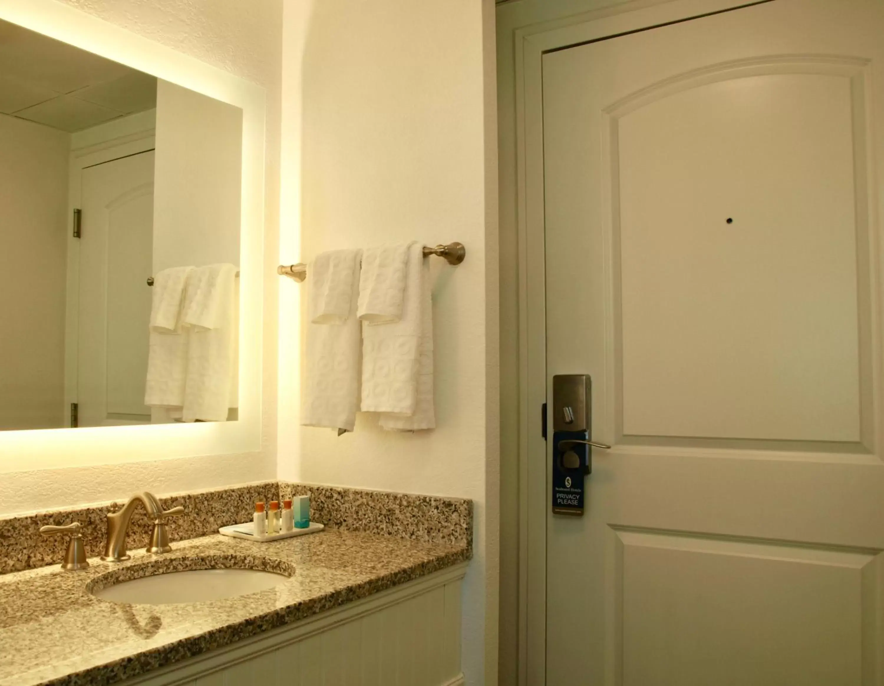 Bathroom in Atlantic View Hotel