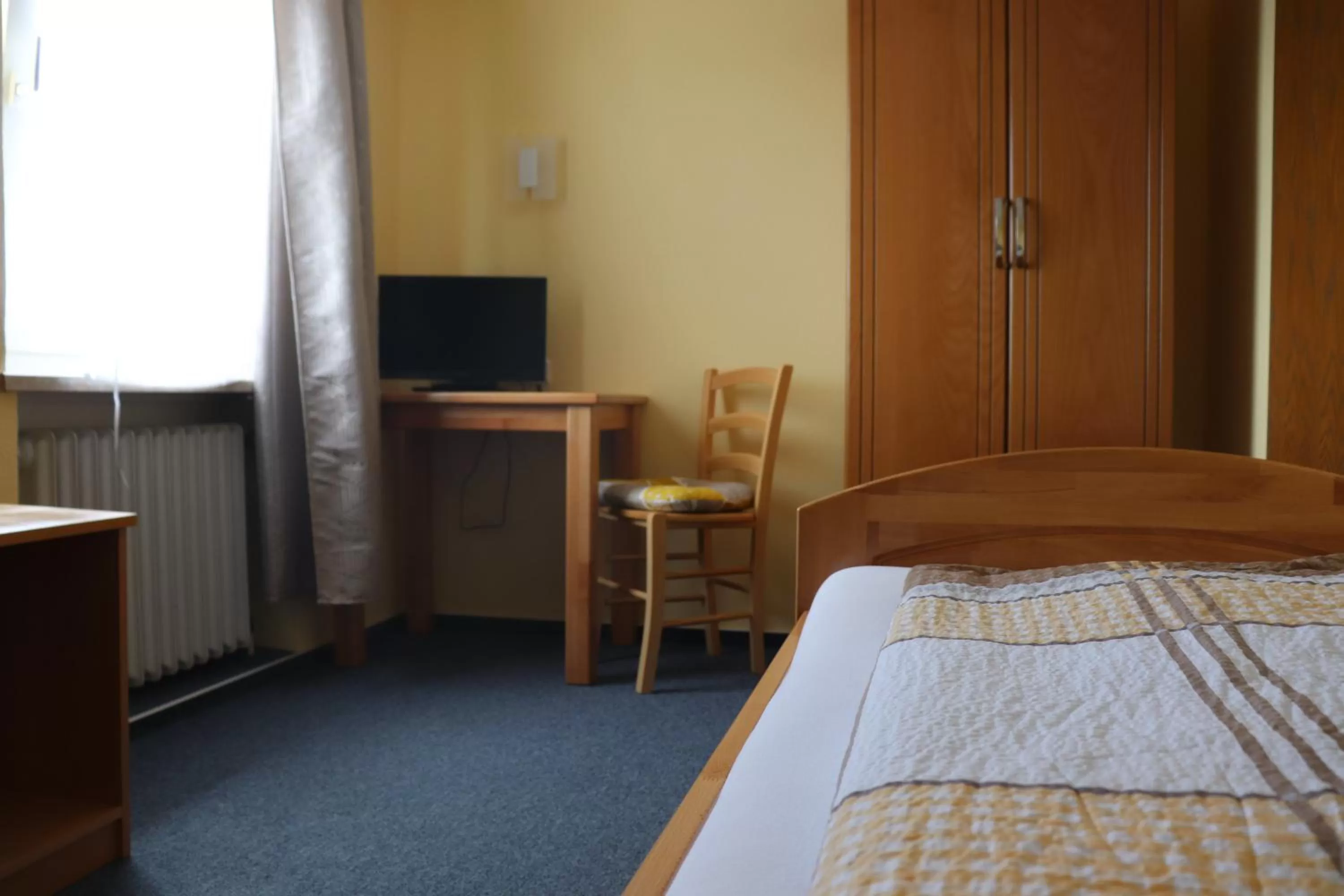 Bed in Hotel Zum Waldstein