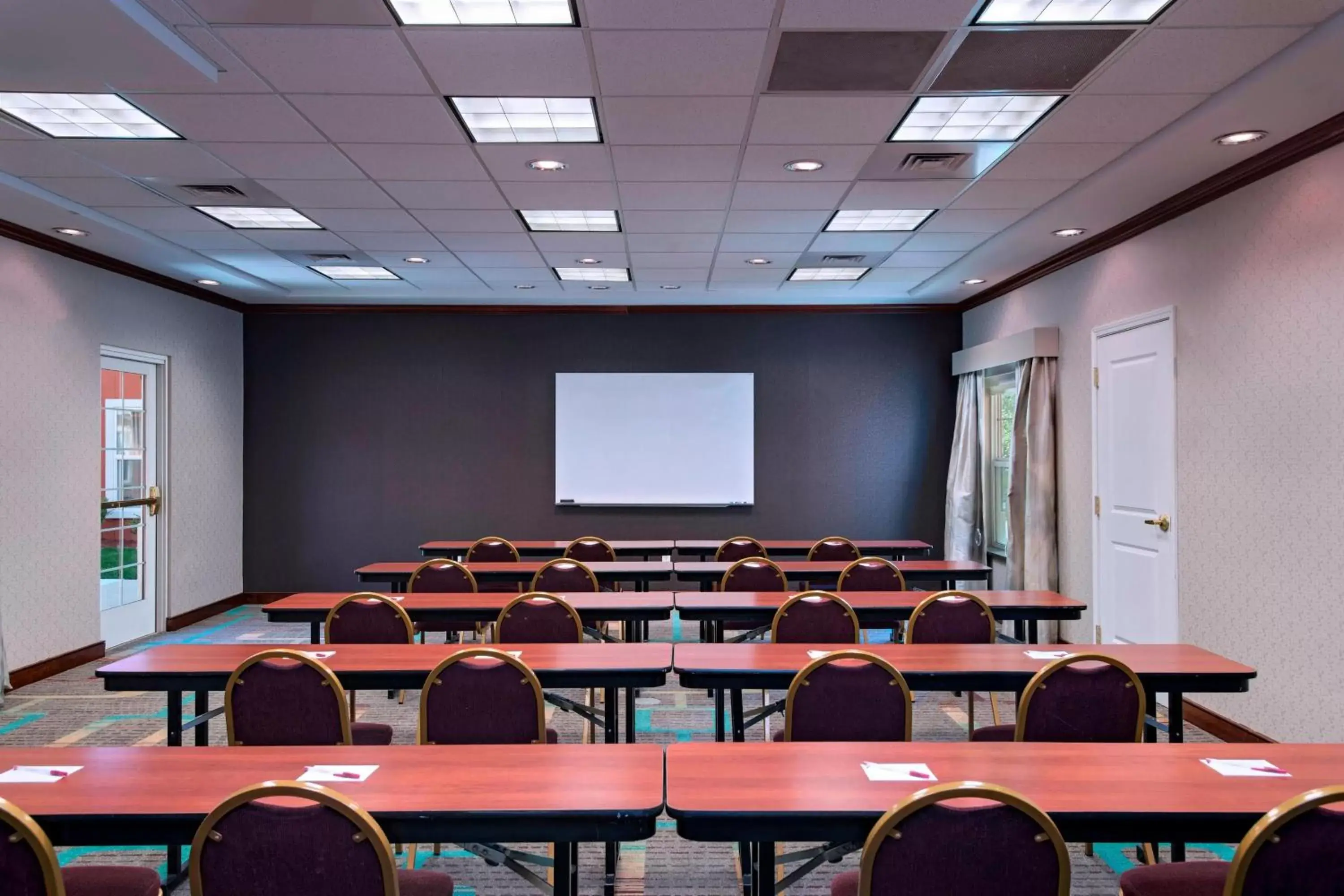 Meeting/conference room in Residence Inn Columbia