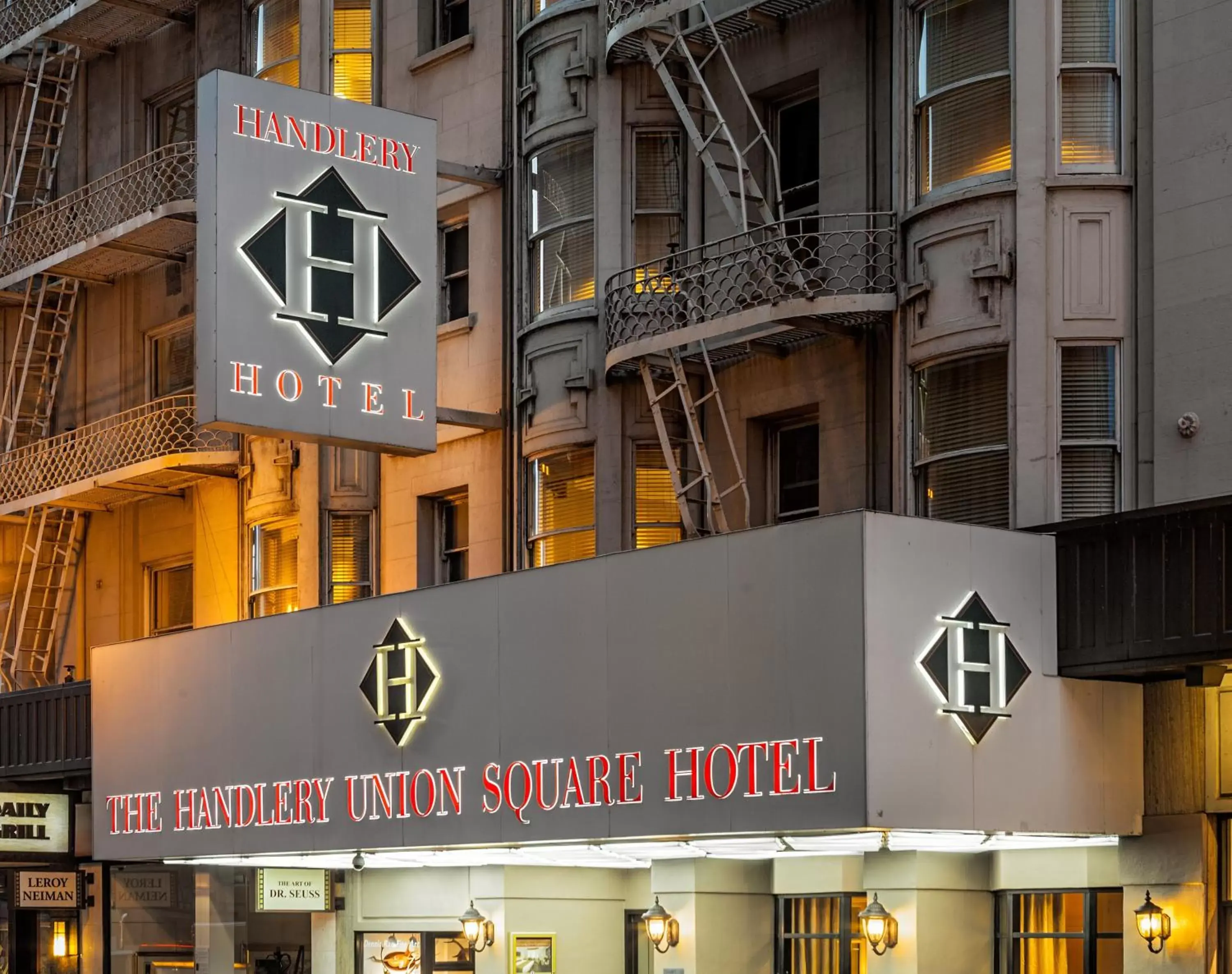 Facade/entrance, Property Building in Handlery Union Square Hotel